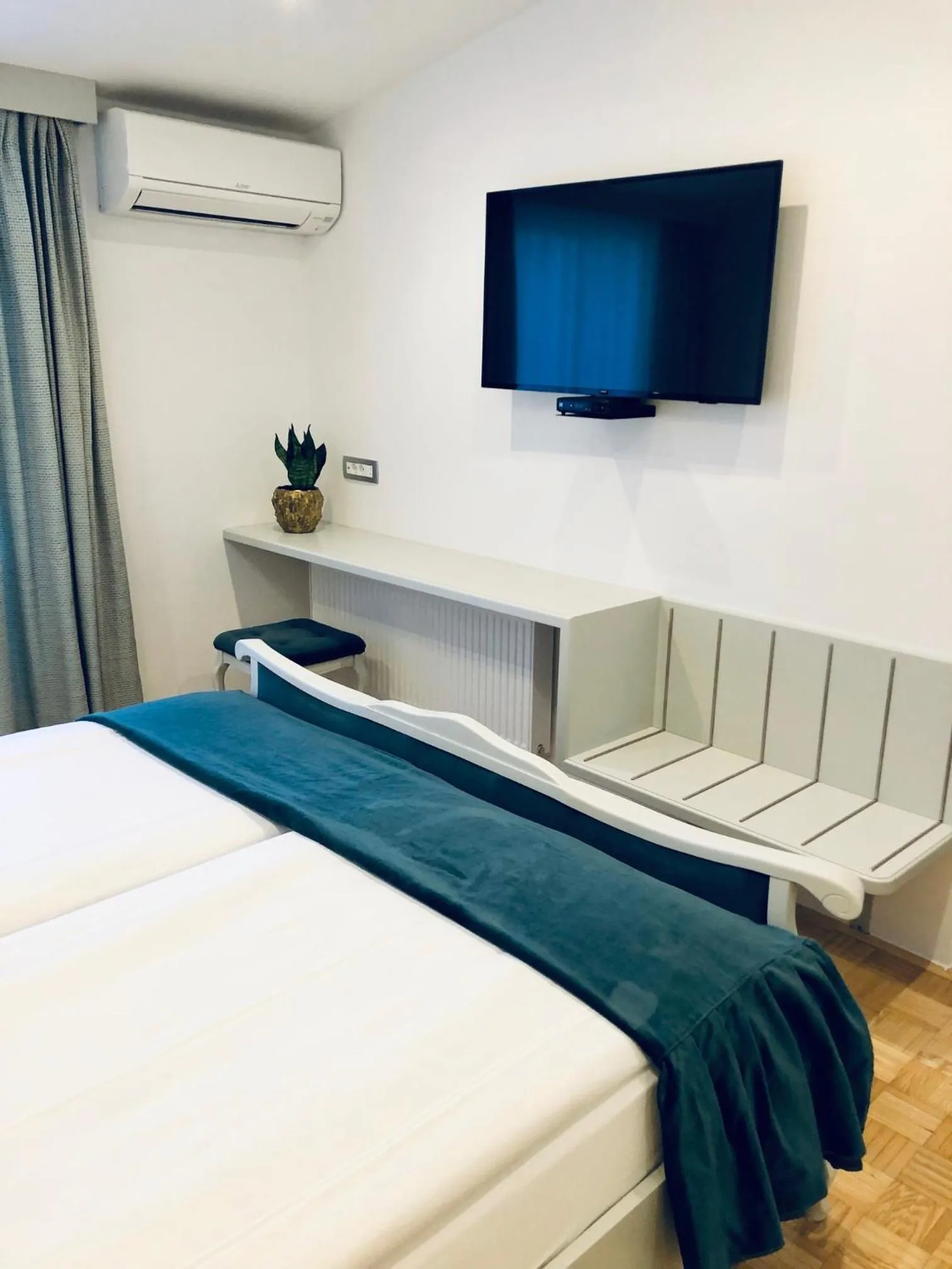 Bedroom, Bed in ApartHotel Vila Minka