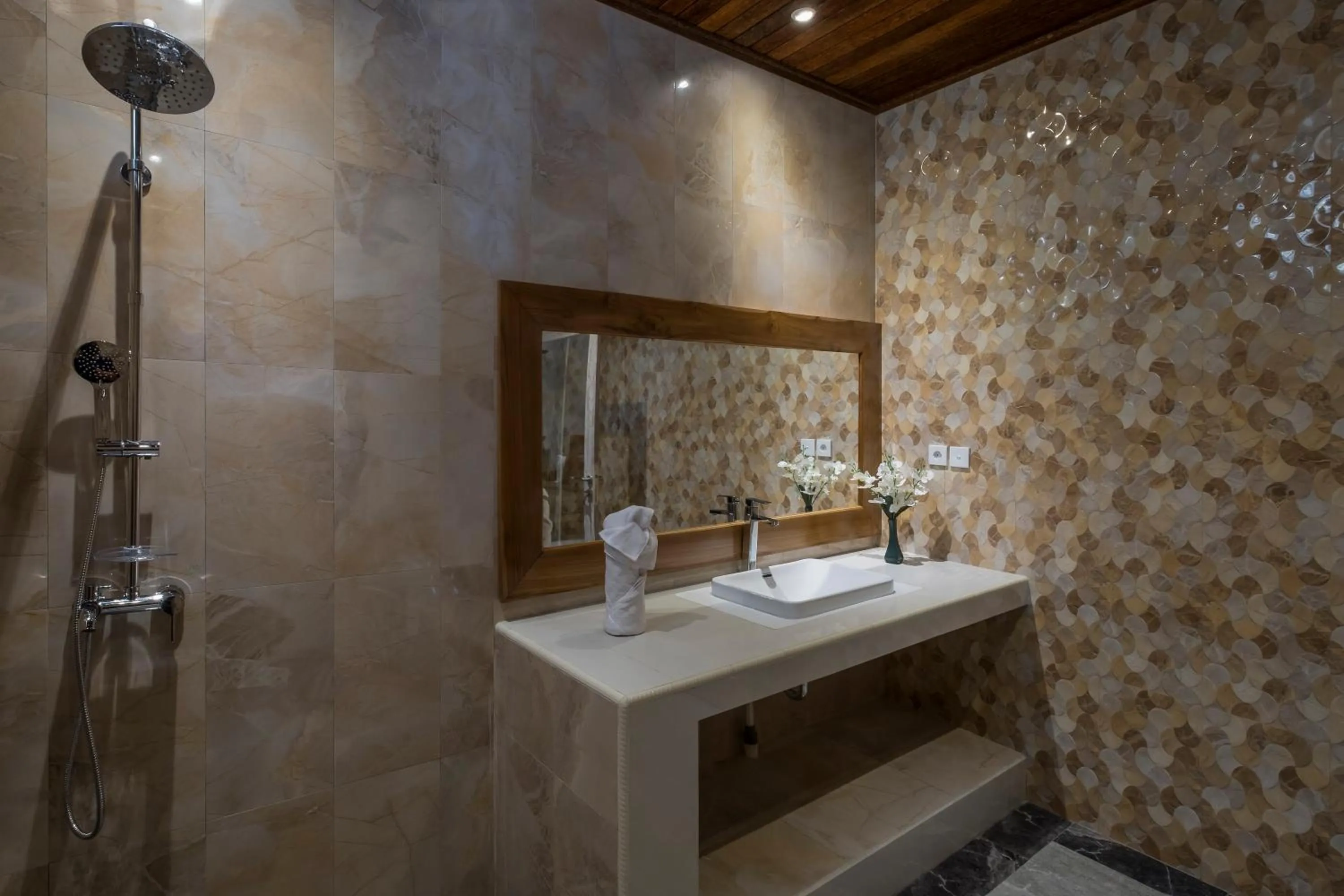 Bathroom in Villa Suari I