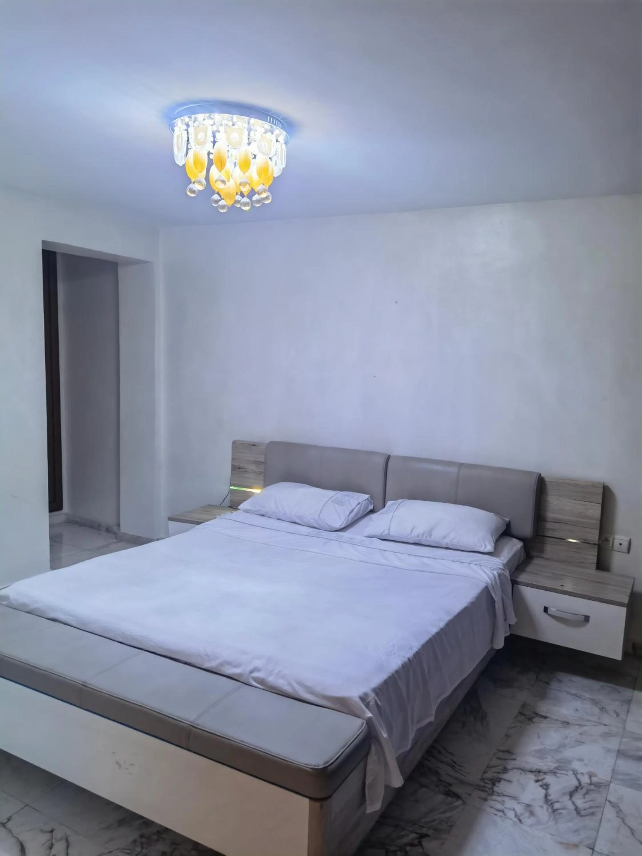 Bed in City Bleu Maroc