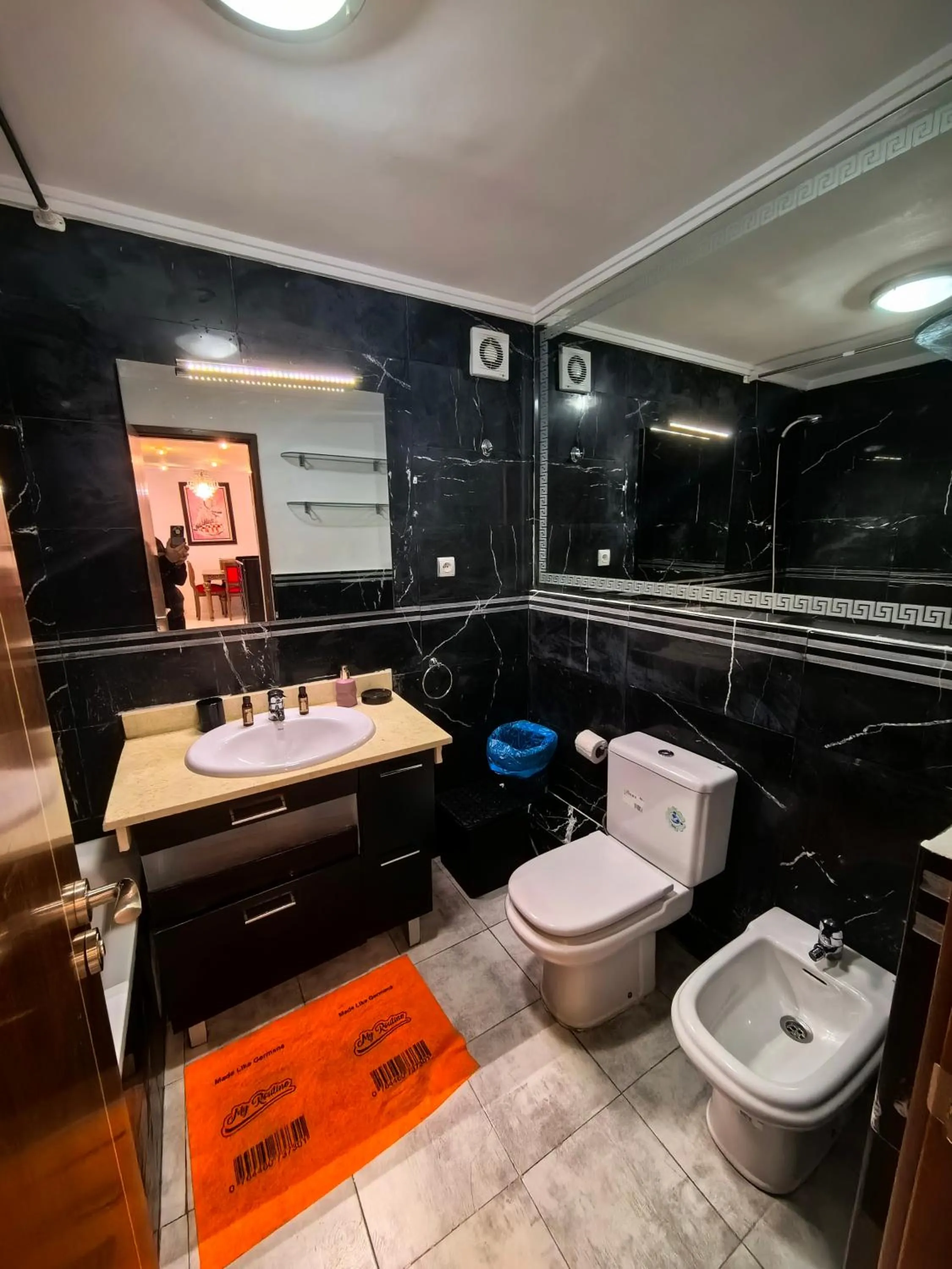 Shower in City Bleu Maroc