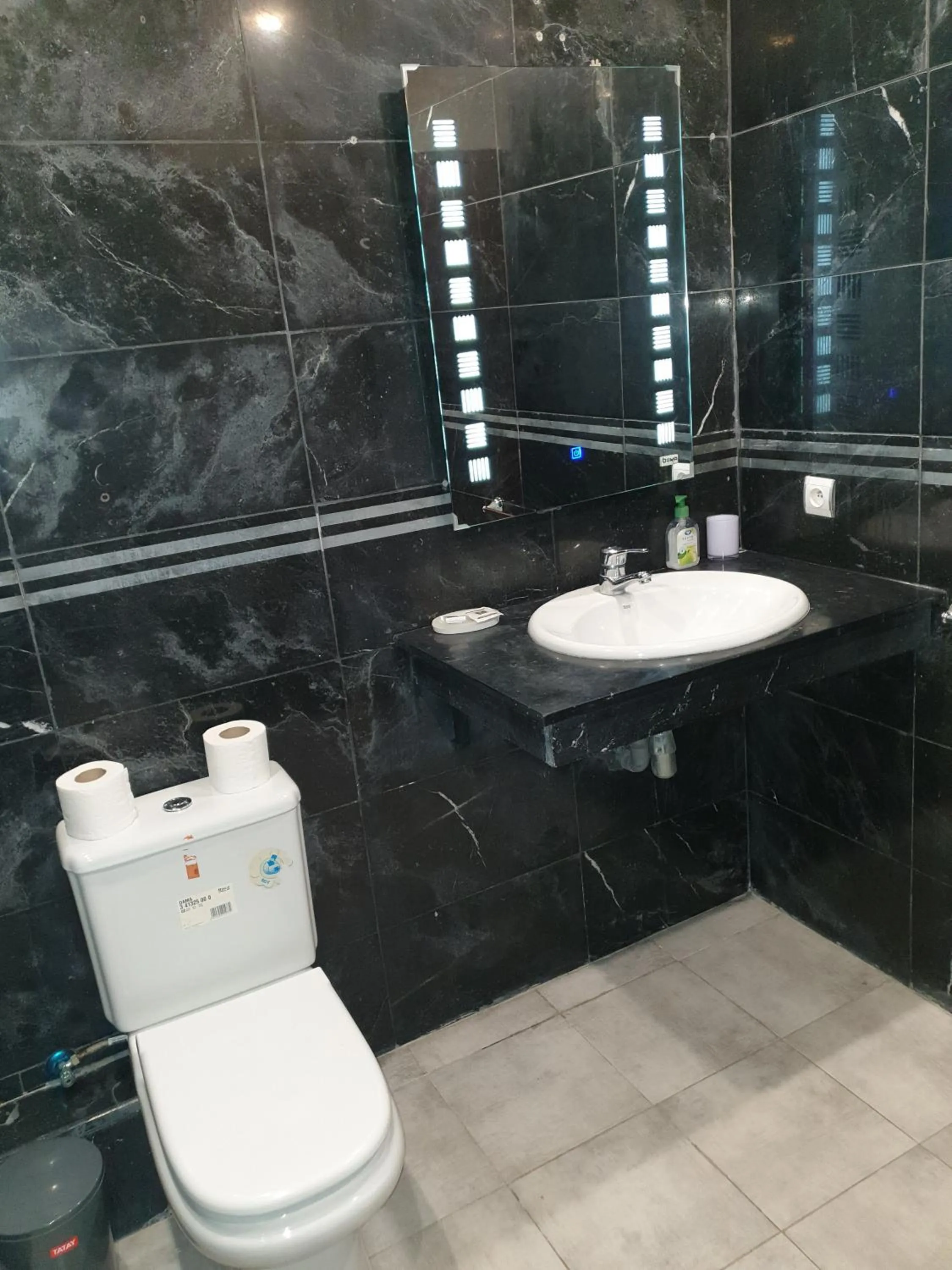 Toilet in City Bleu Maroc