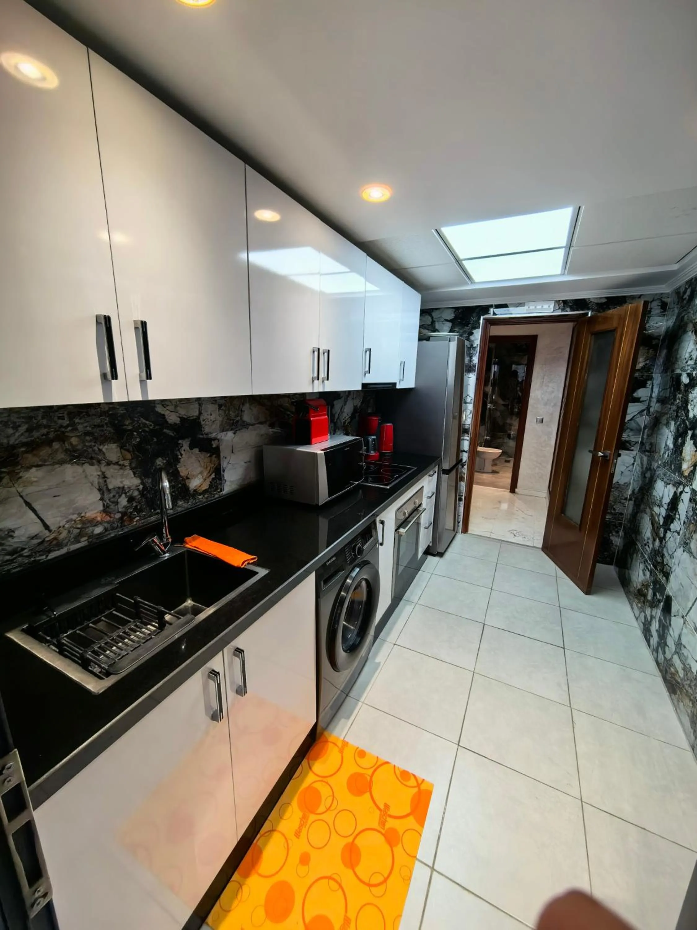 Kitchen or kitchenette in City Bleu Maroc