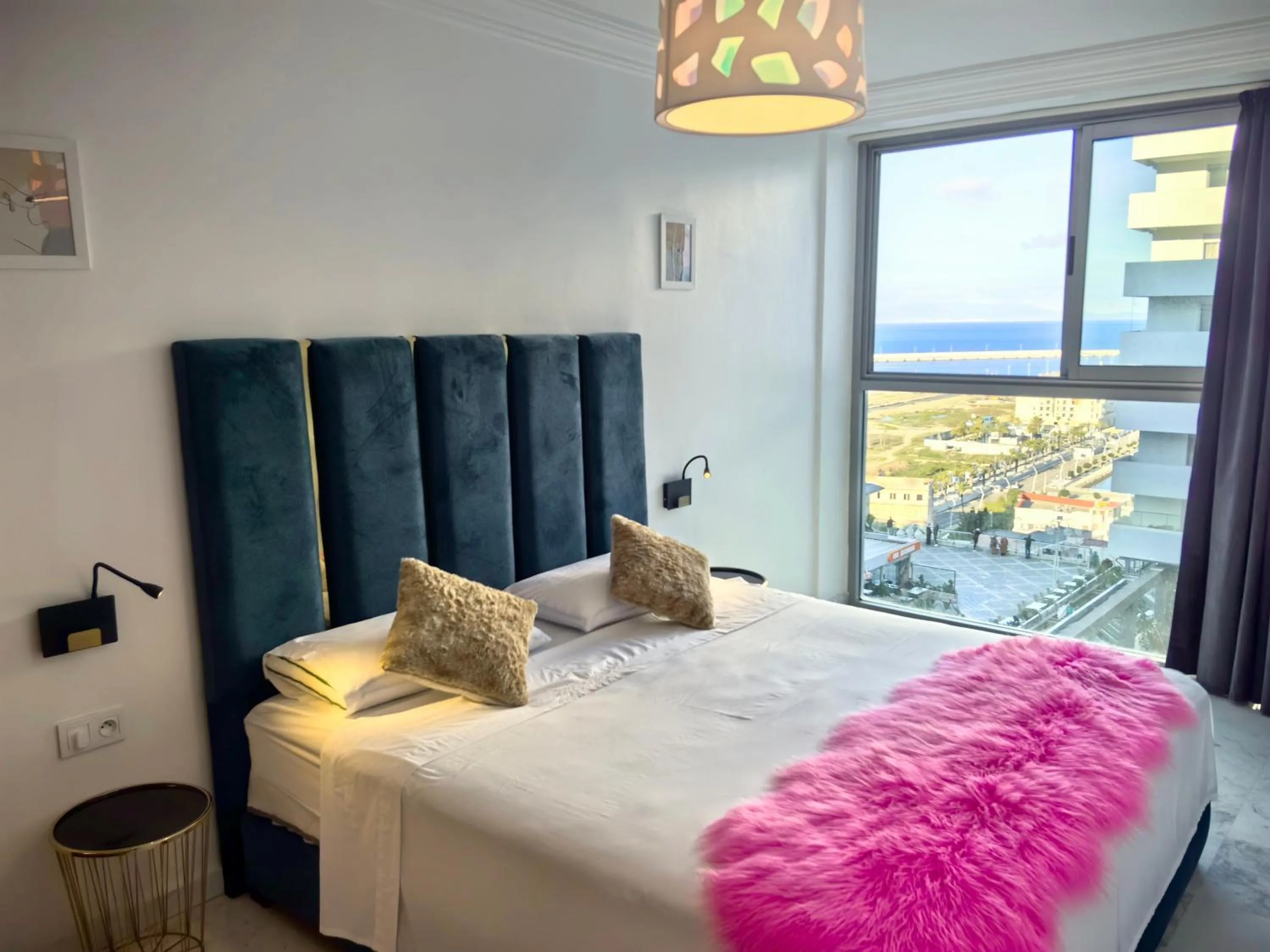 Bed in City Bleu Maroc