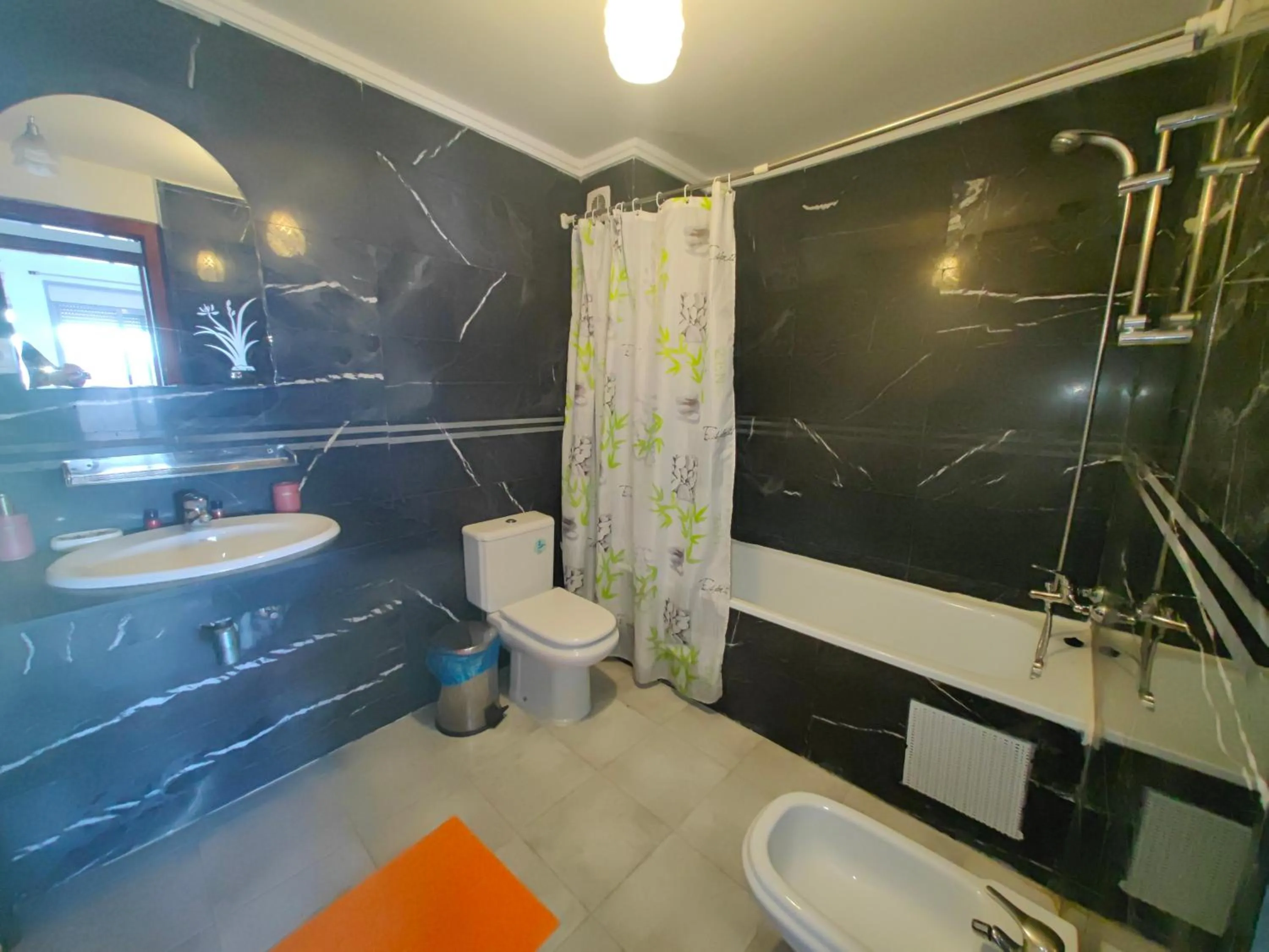 Shower in City Bleu Maroc