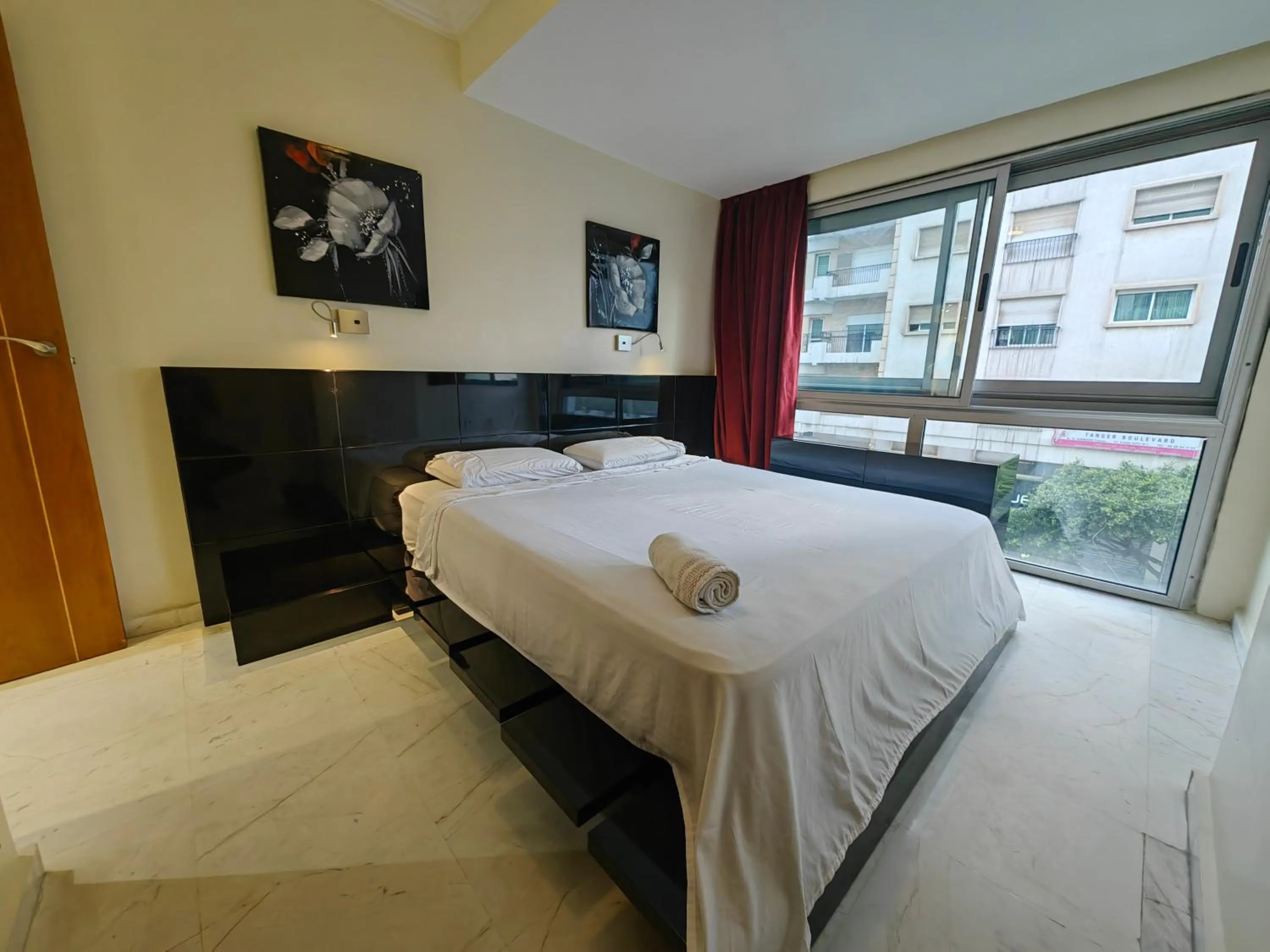 Bed in City Bleu Maroc