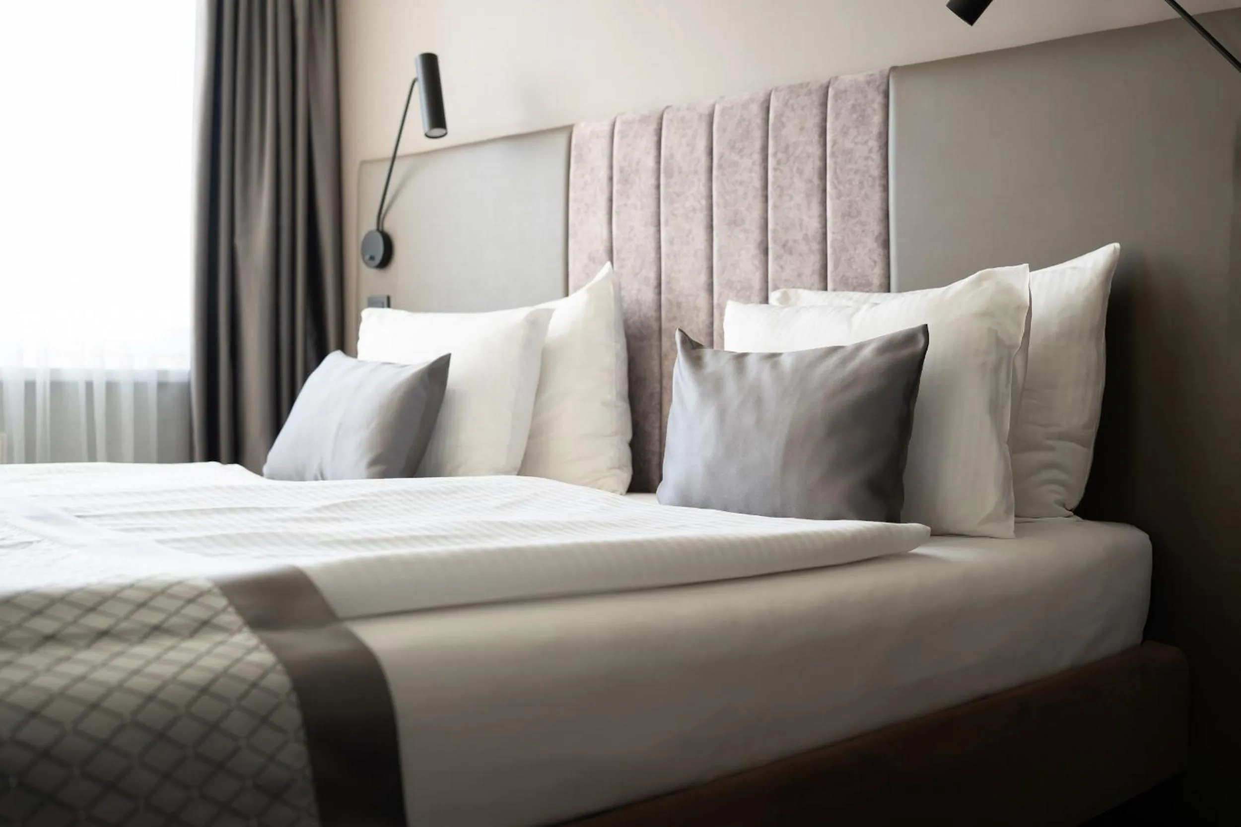 Bed in Bellevue Park Hotel Riga with FREE Parking