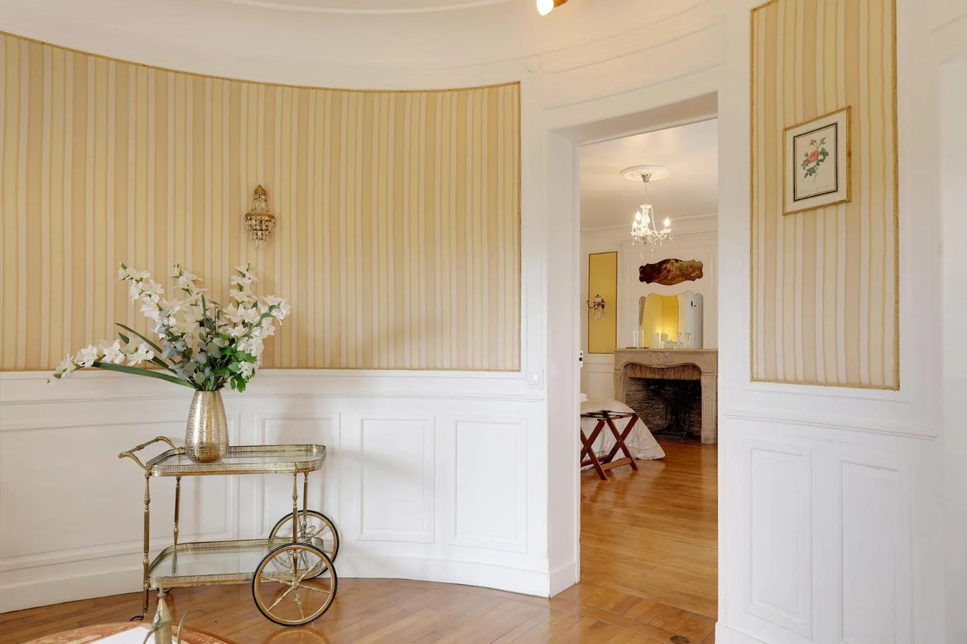 Seating area in Hattonchatel Château & Restaurant La Table du Château