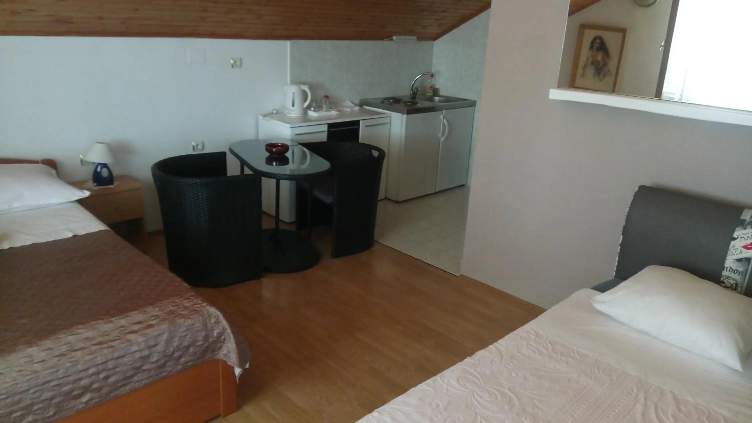 Kitchen or kitchenette, Bed in KrkaHaus