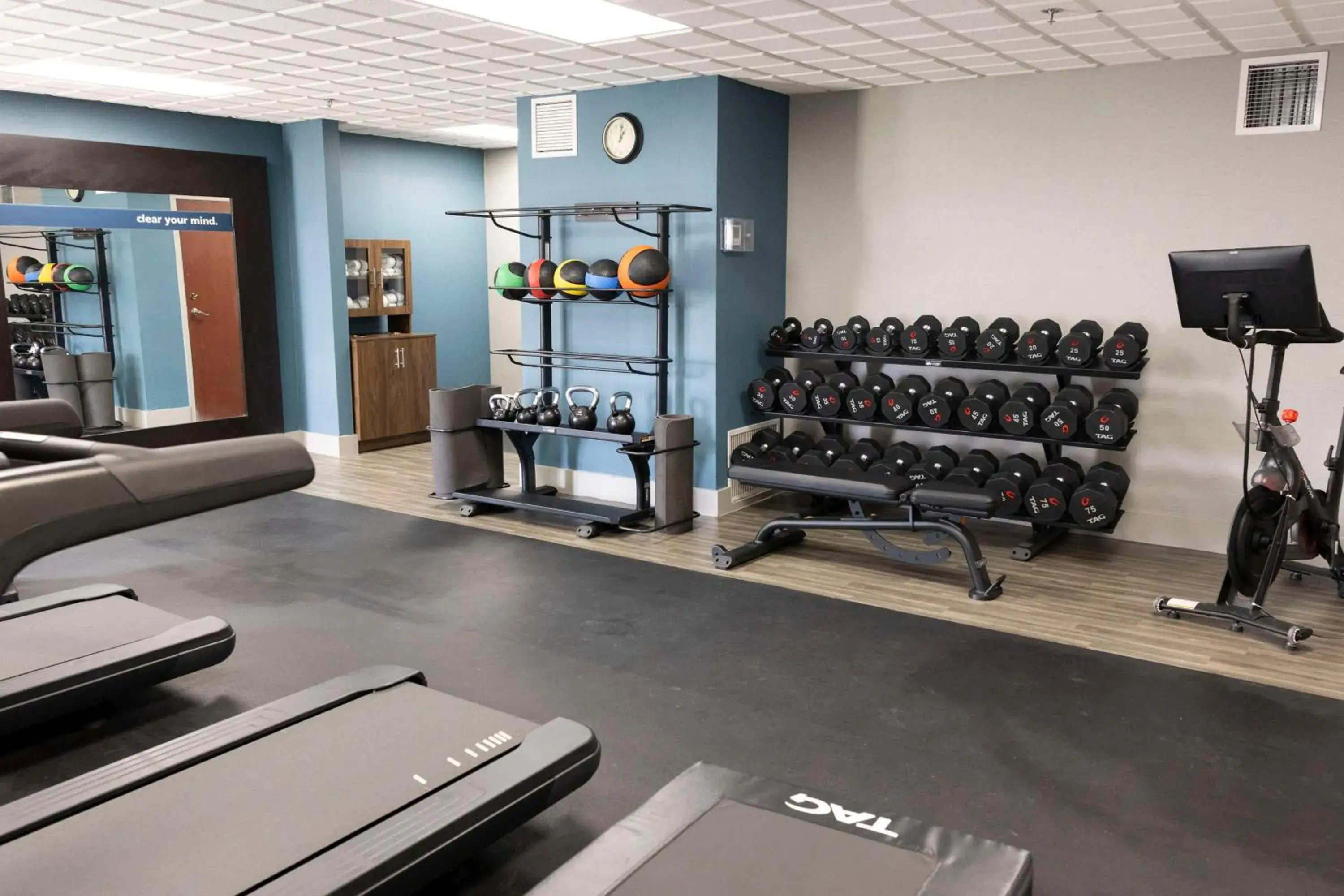Fitness centre/facilities in Hampton Inn Kent/Akron Area Fitness centre/facilities in Hampton Inn Kent/Akron Area