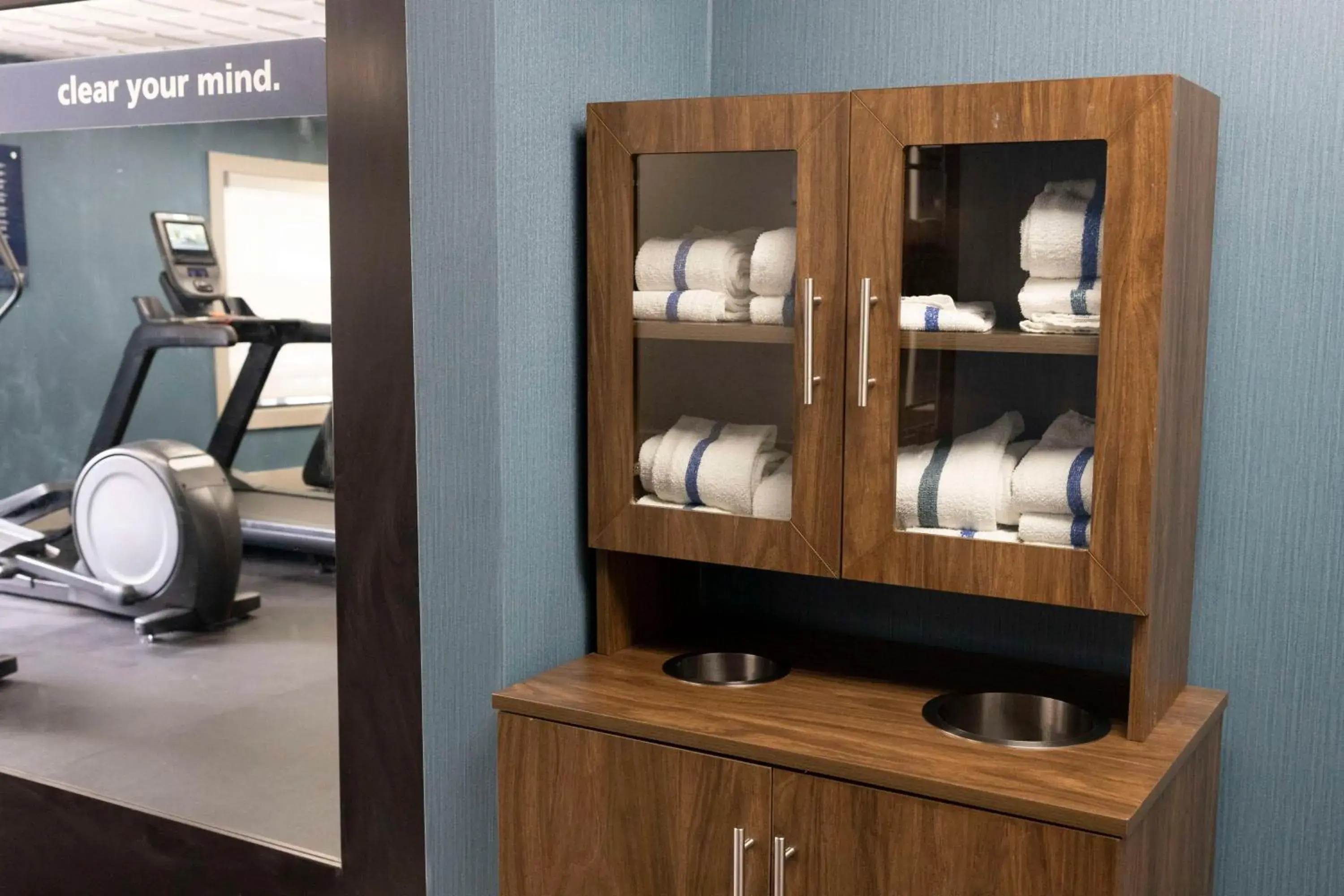 Fitness centre/facilities in Hampton Inn Kent/Akron Area Fitness centre/facilities in Hampton Inn Kent/Akron Area