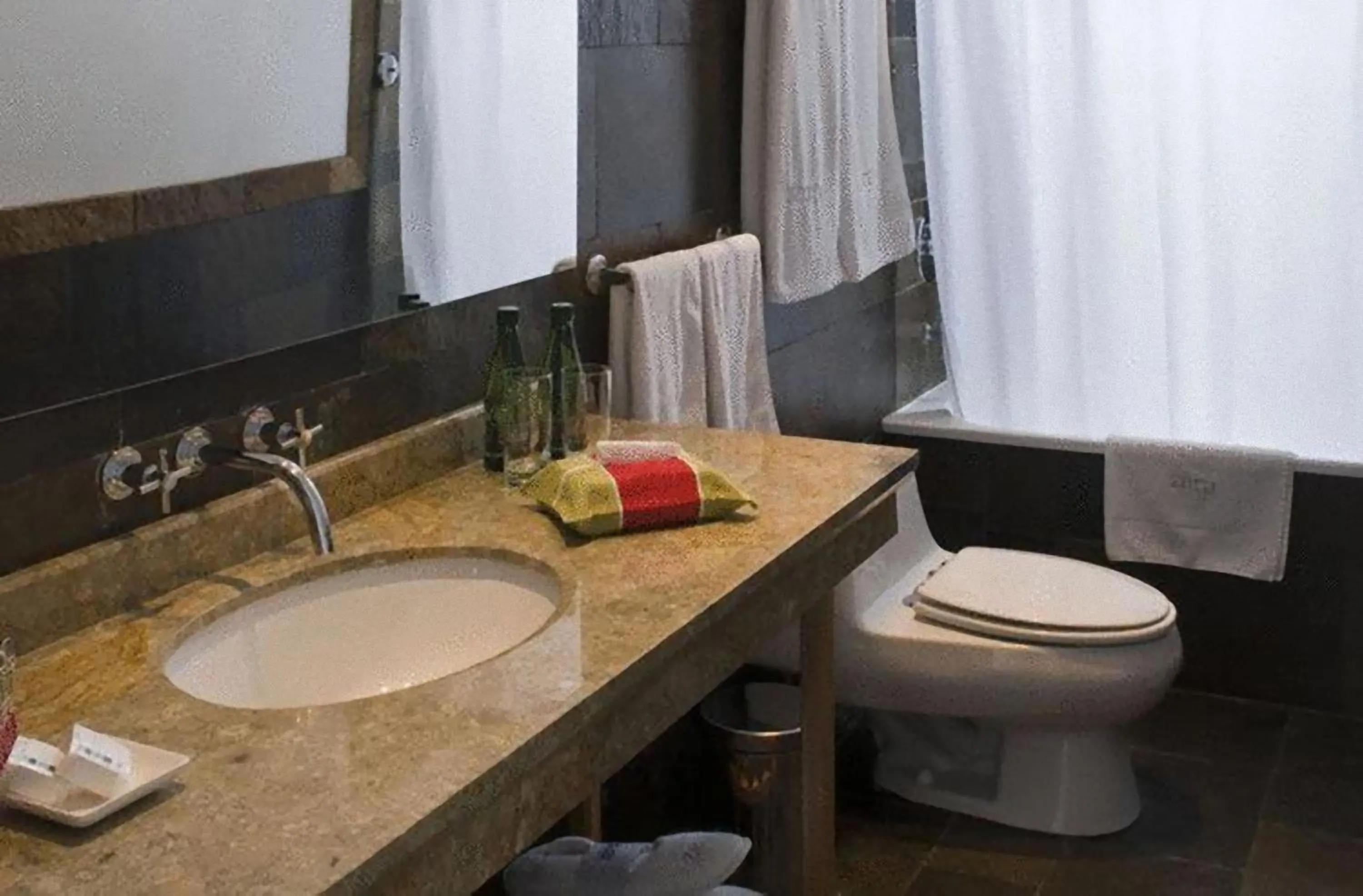 Bathroom in Zerohotel