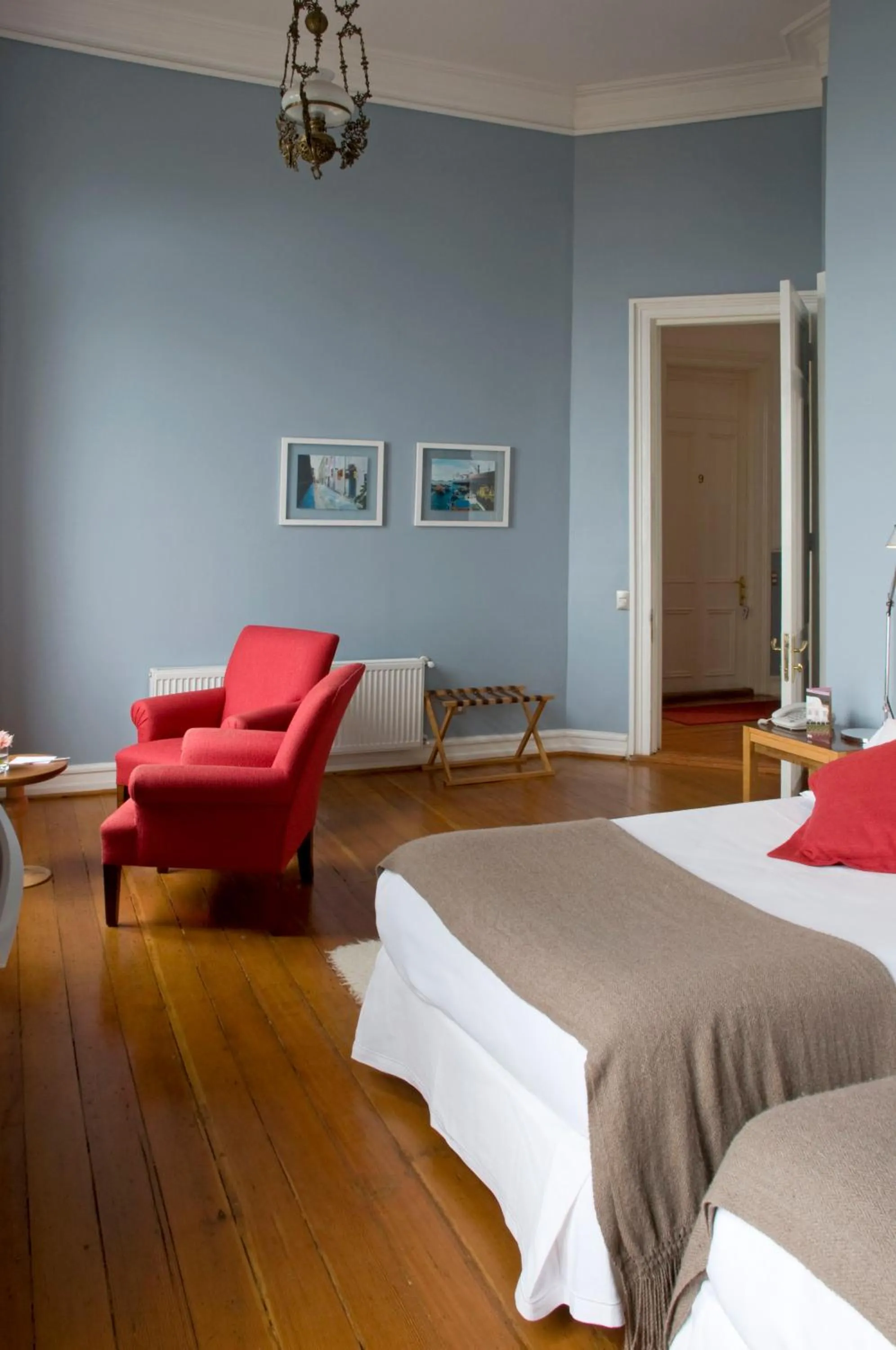 Photo of the whole room, Bed in Zerohotel