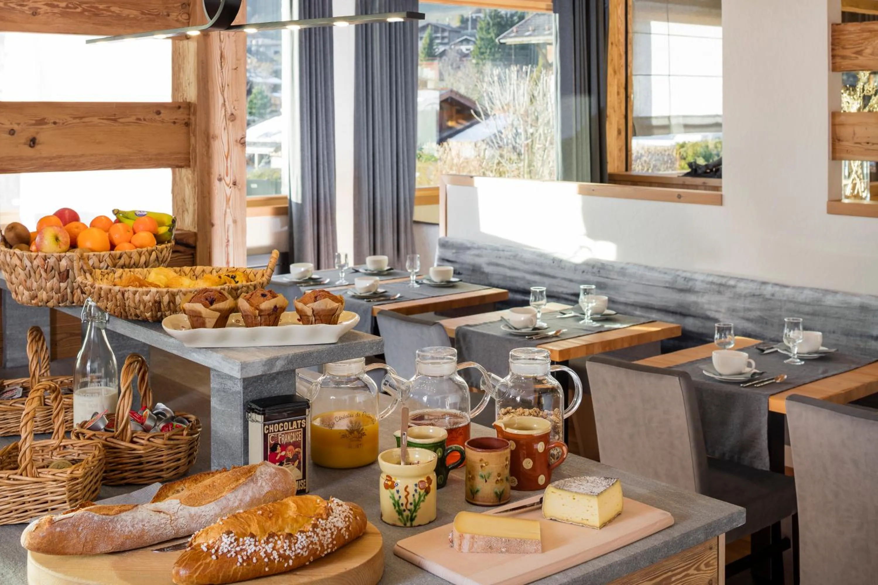 Restaurant/places to eat in Hôtel et Spa Le Delta