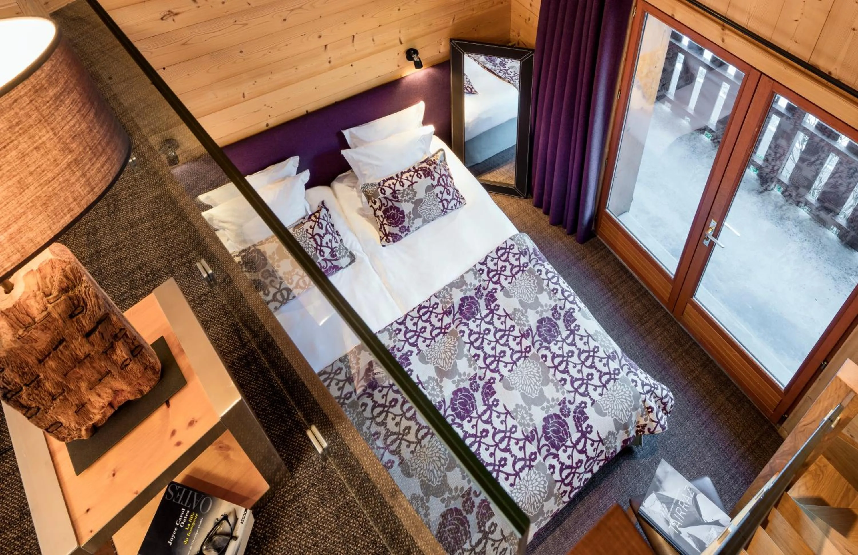 Photo of the whole room, Bed in Hôtel et Spa Le Delta