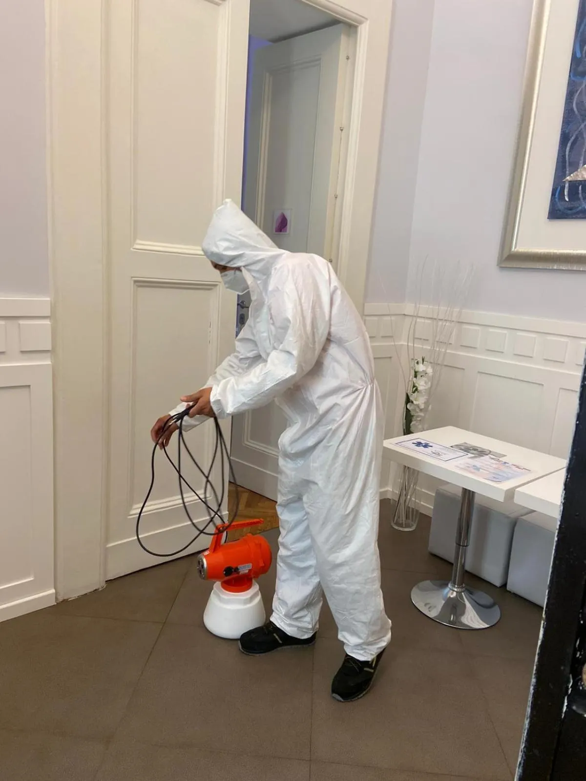 People in domusvelata