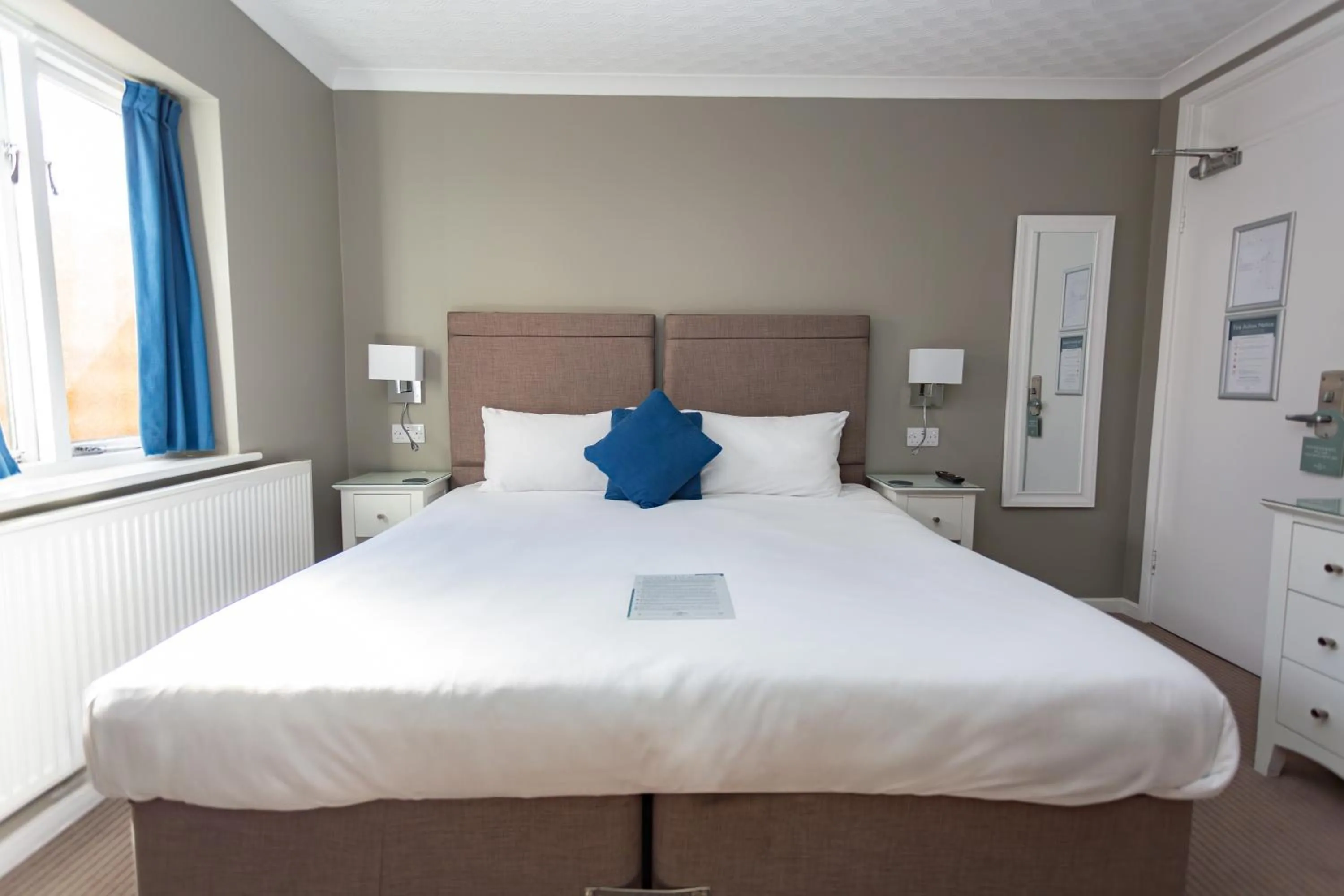 Bed in The Thatch Inn