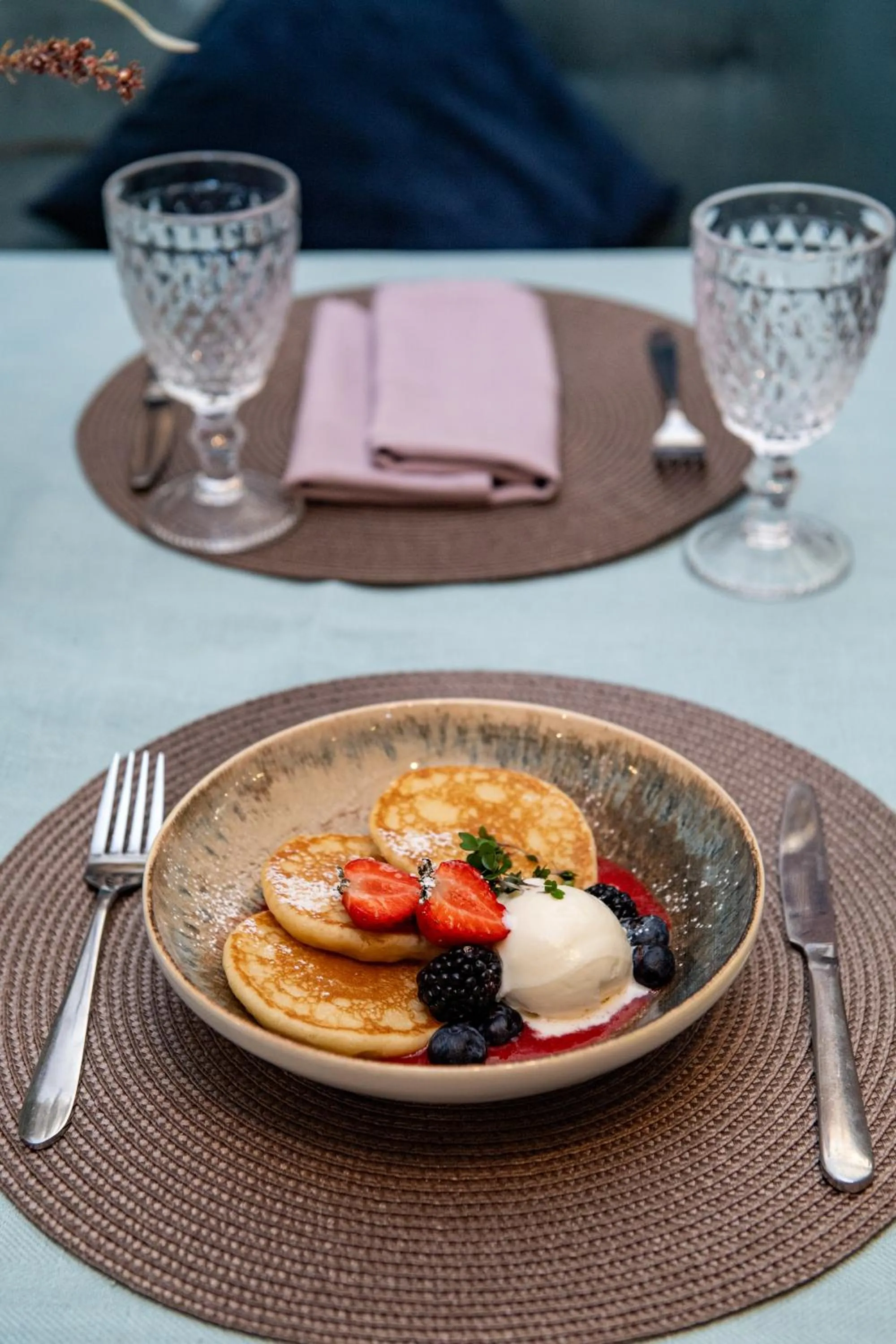 Restaurant/places to eat in Porto Resort