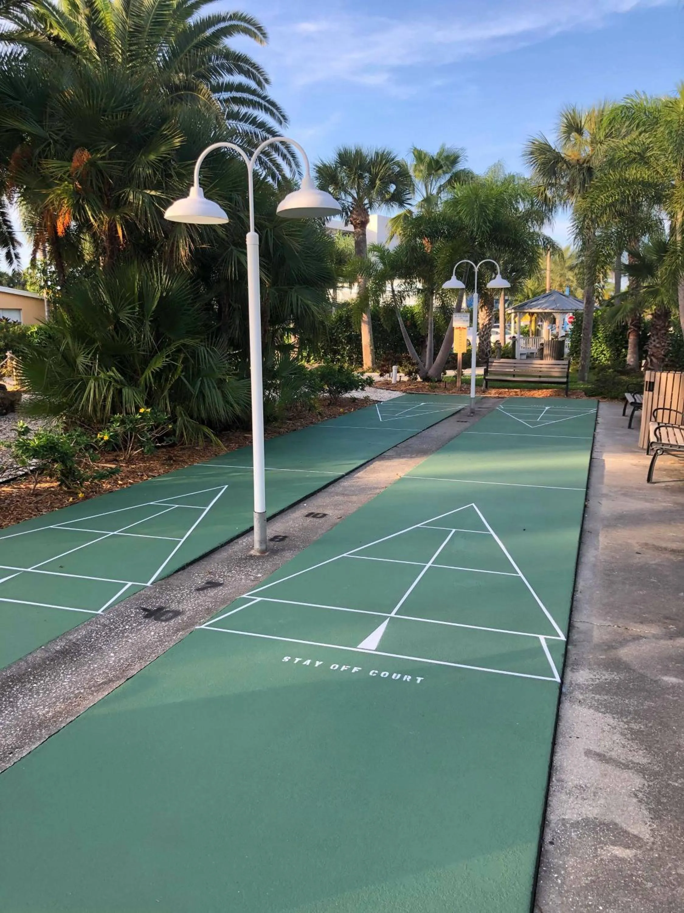 Captiva Beach Resort (open private beach access)