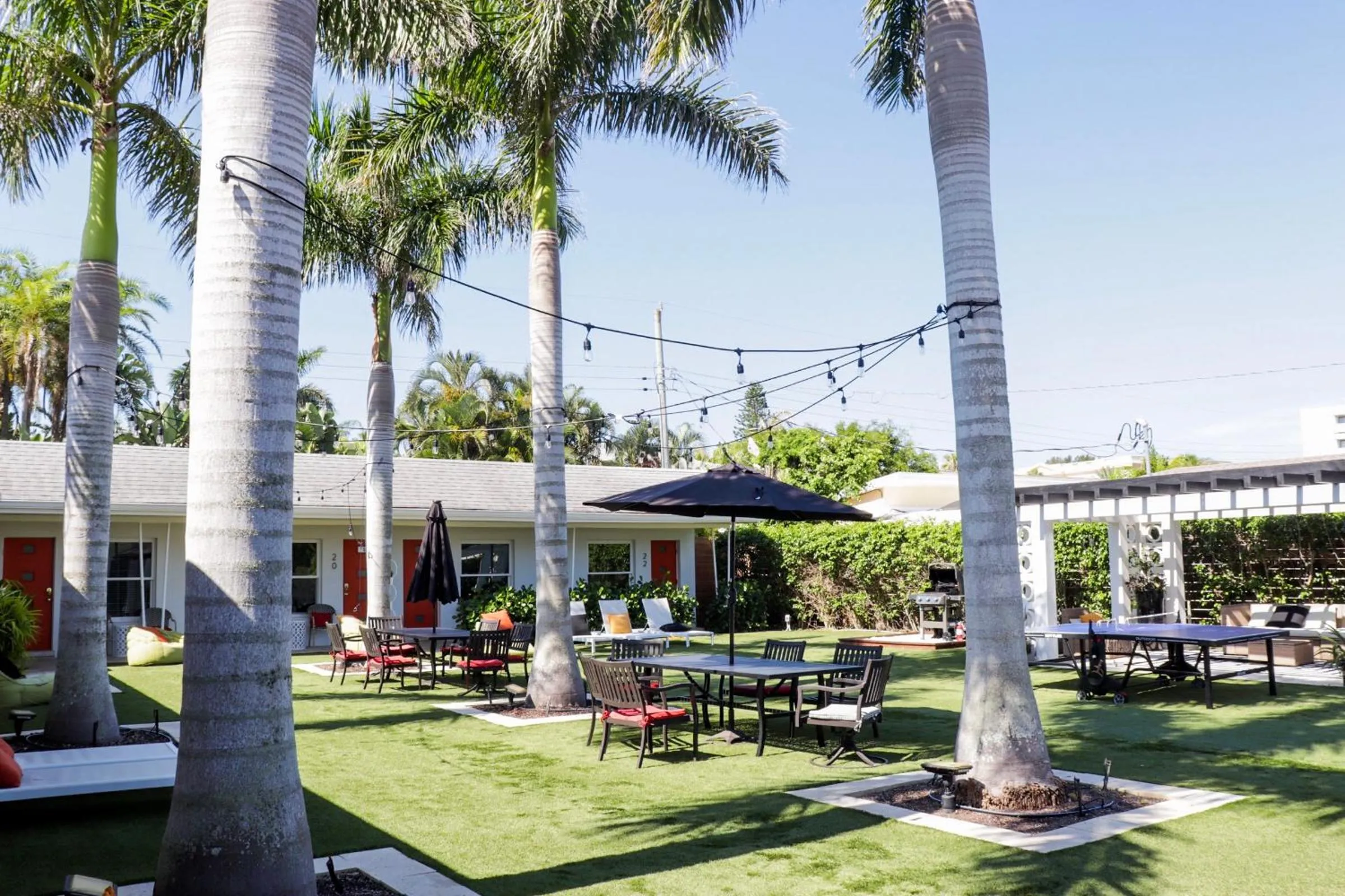 Property building in Captiva Beach Resort (open private beach access)