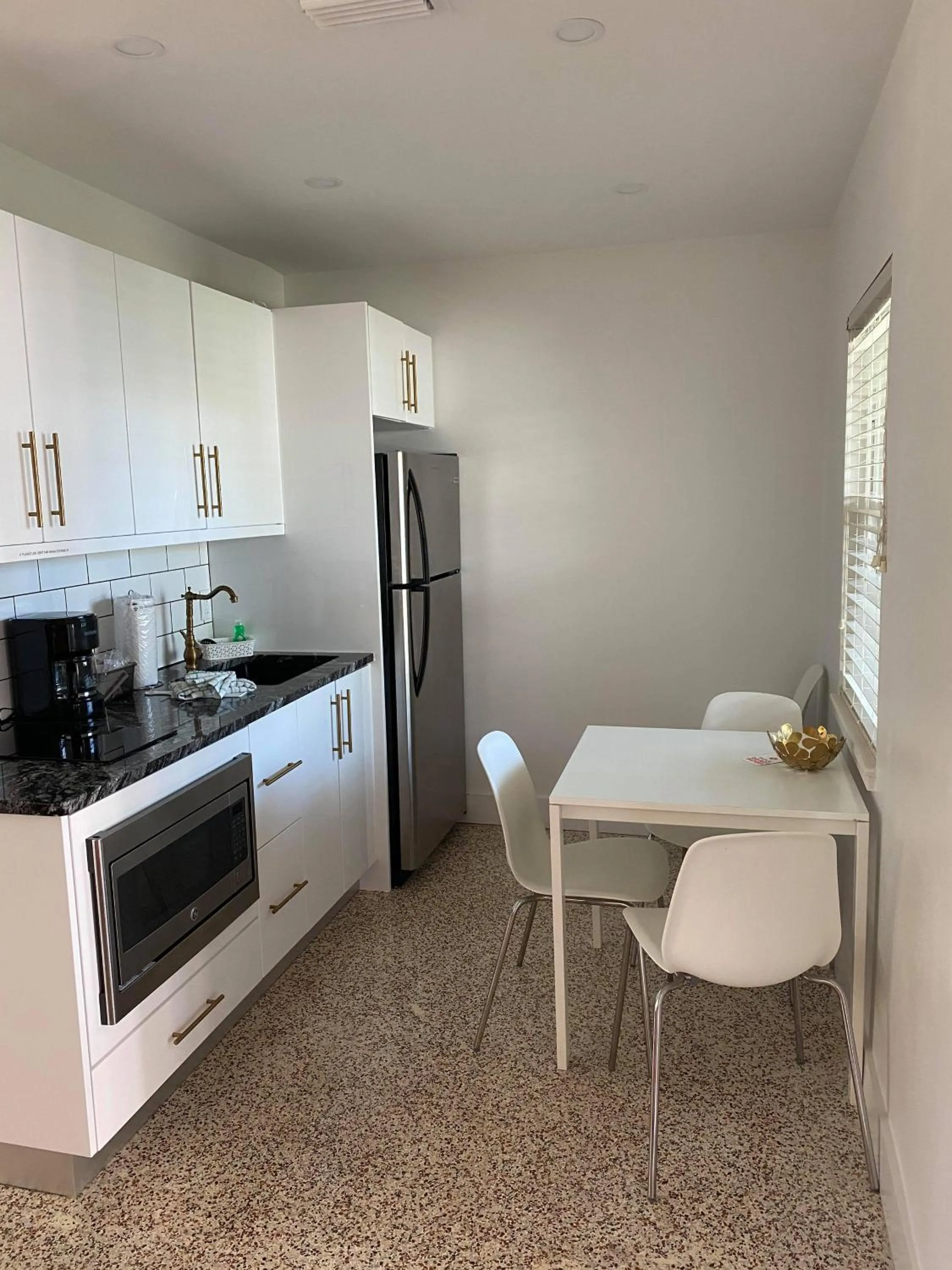 Captiva Beach Resort (open private beach access)