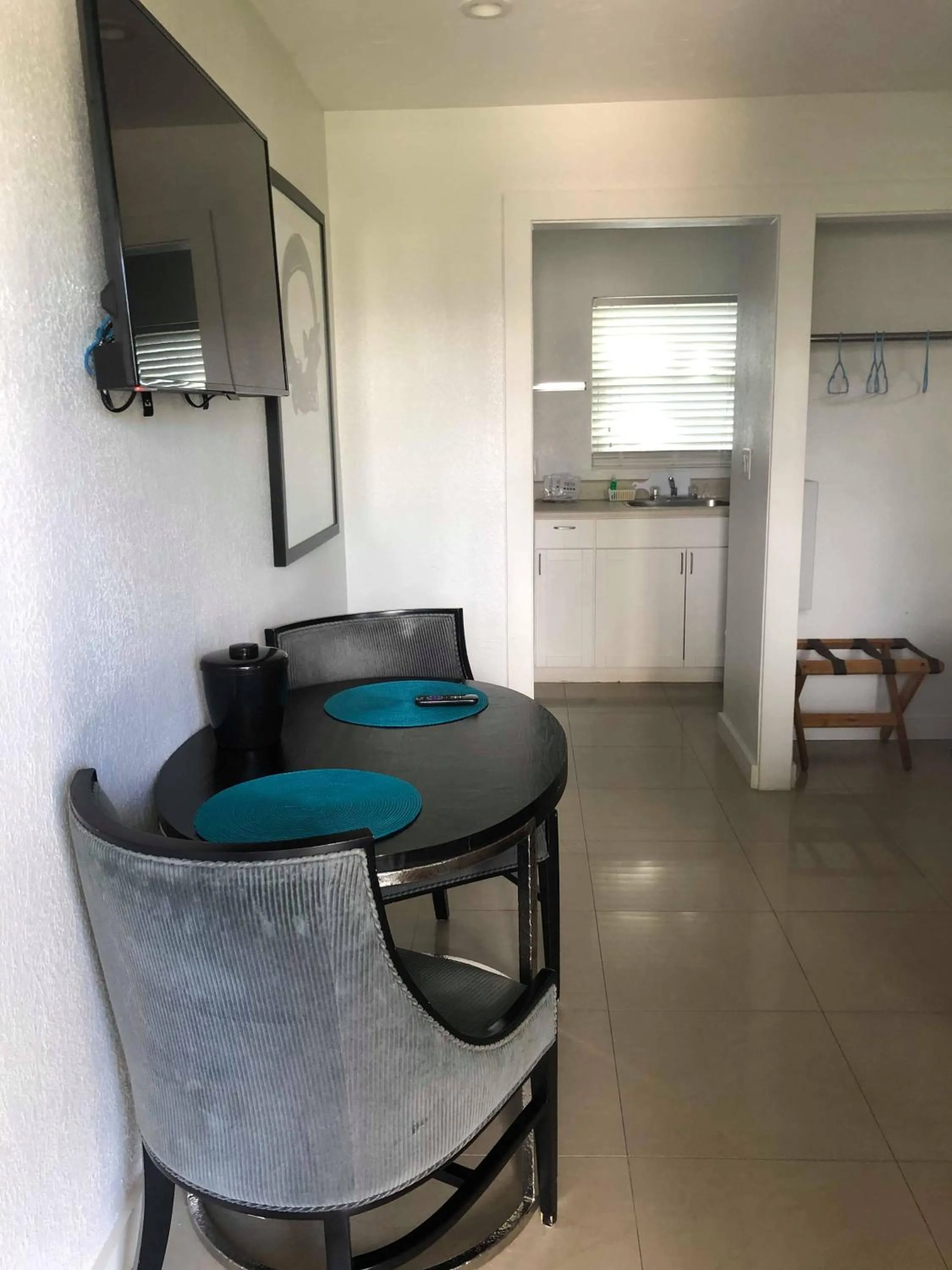 Captiva Beach Resort (open private beach access)