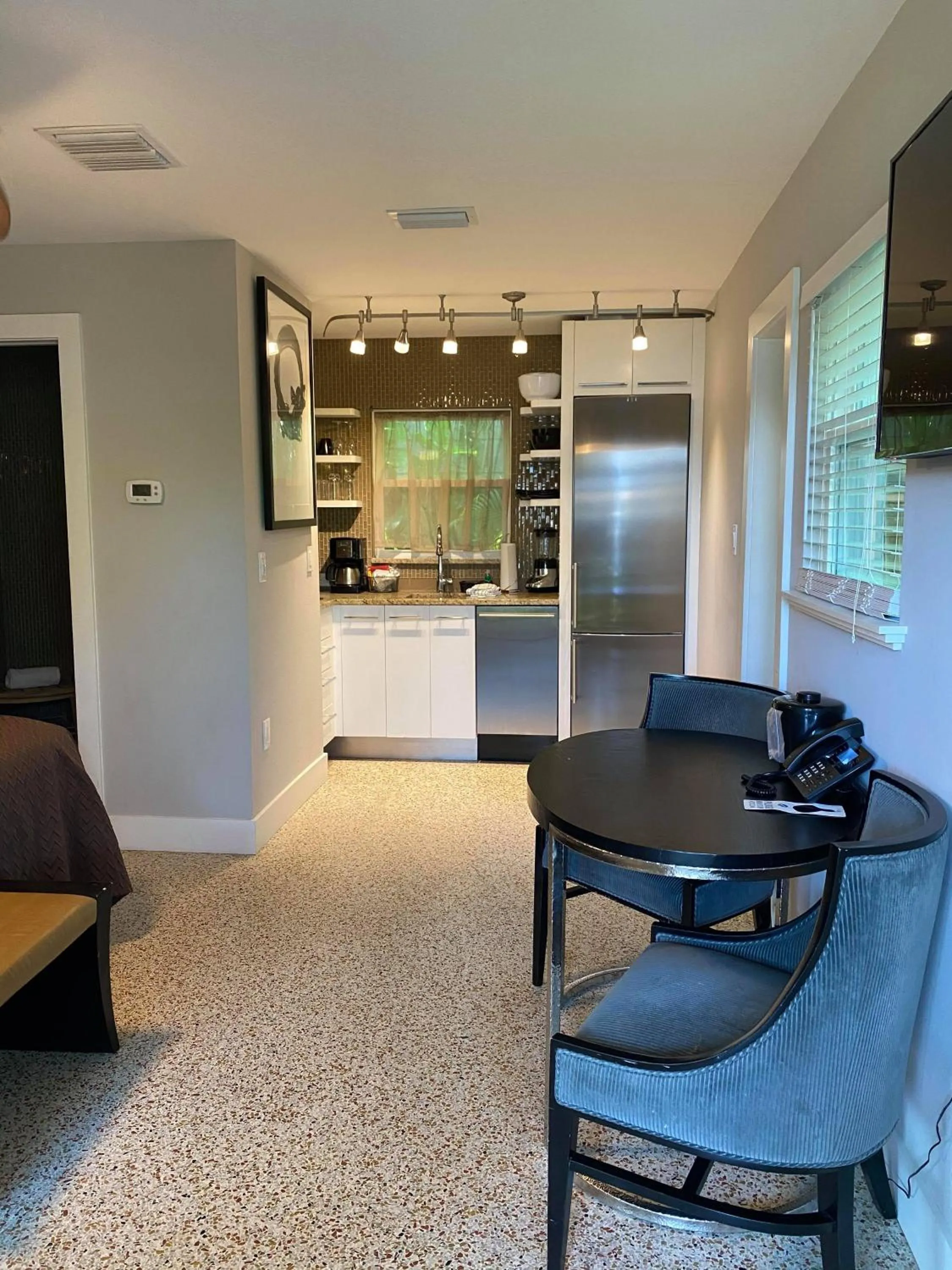 Captiva Beach Resort (open private beach access)