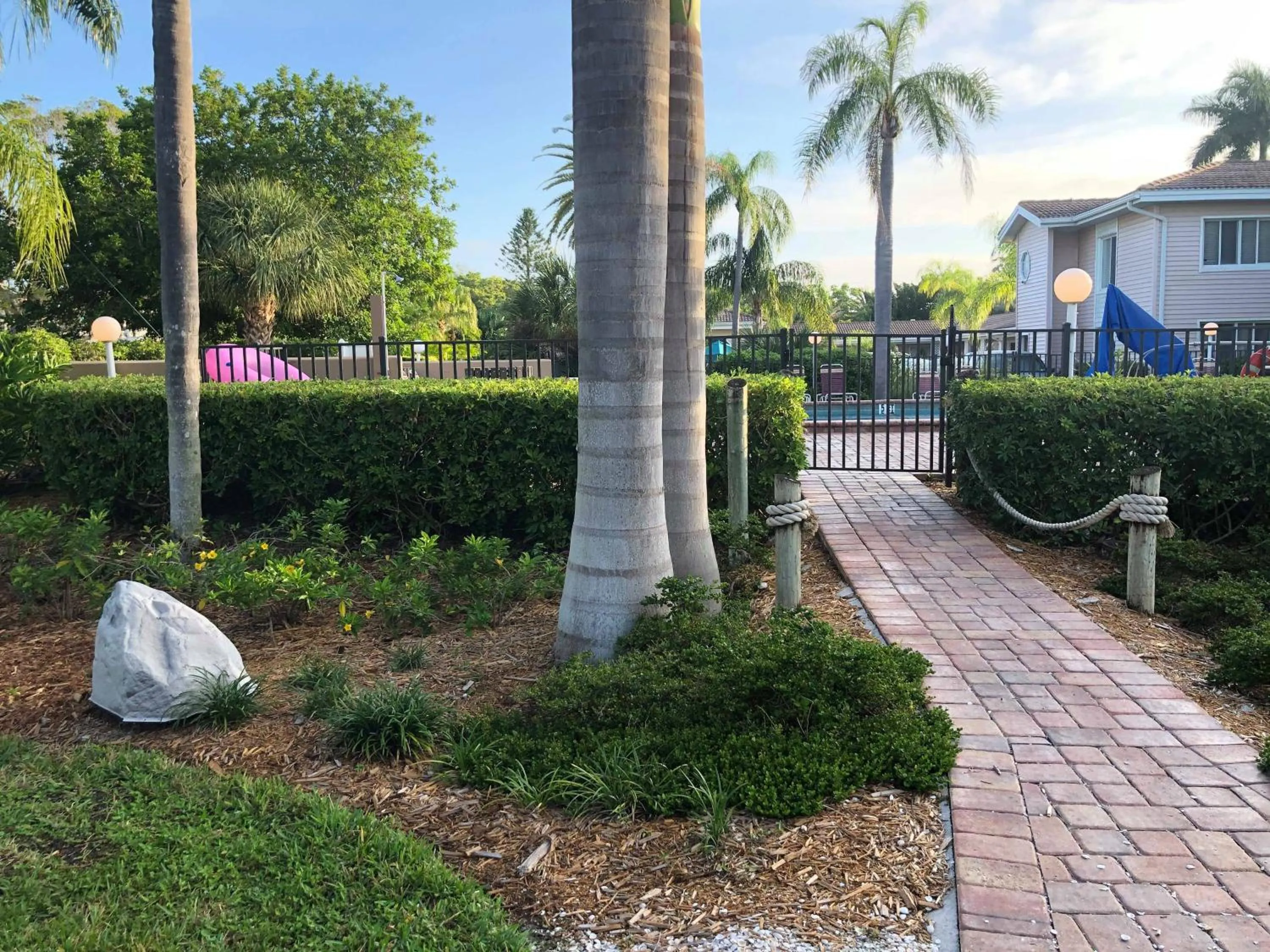 Captiva Beach Resort (open private beach access)