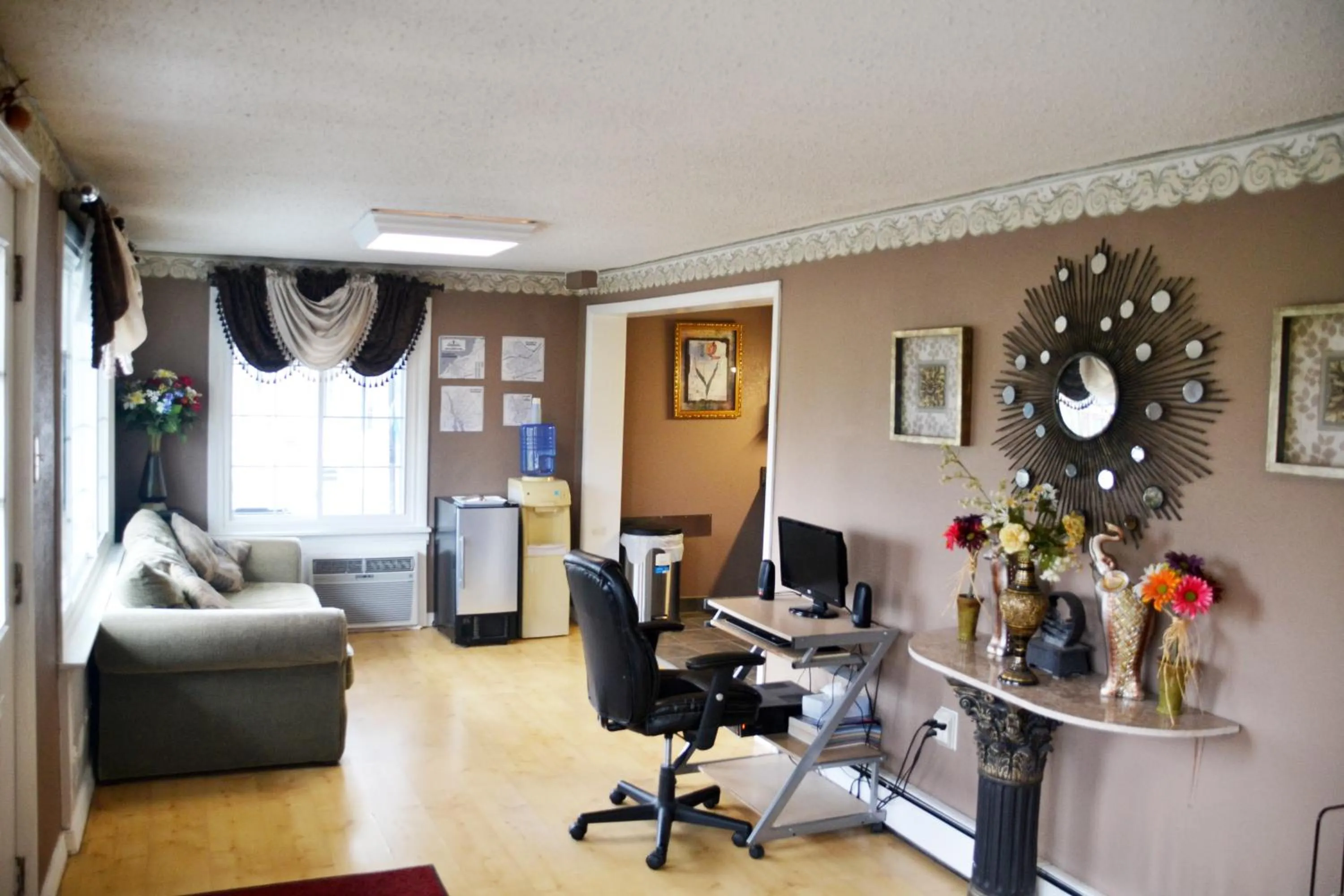 Business facilities in Scottish Inns Potsdam