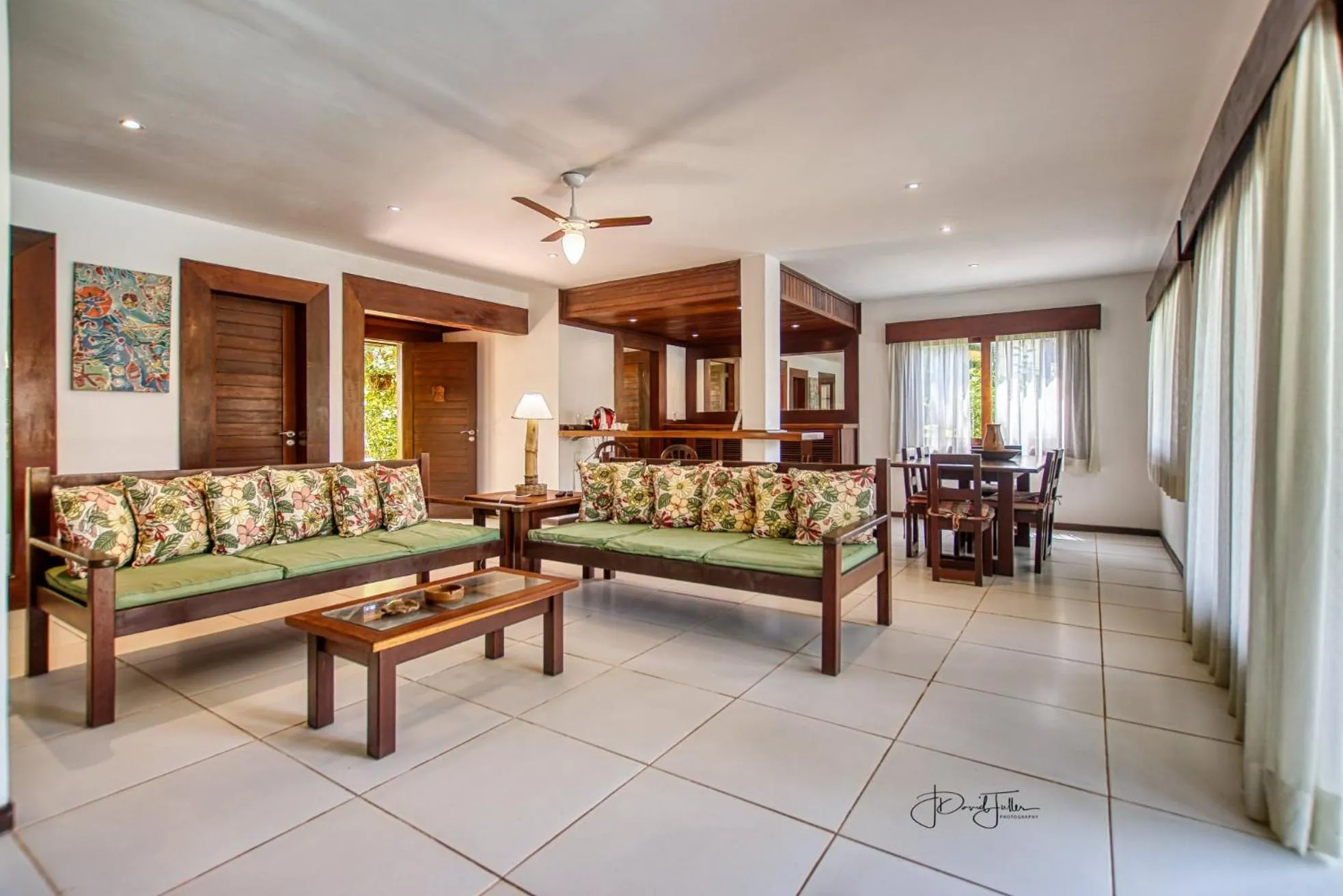 Communal lounge/ TV room in Domus Villas