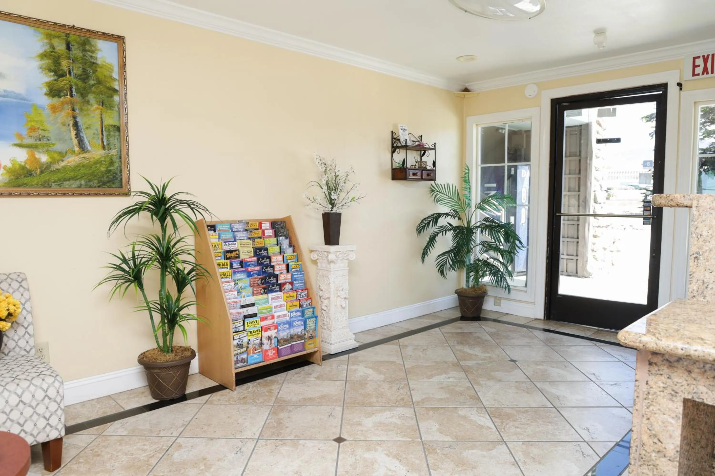 Sea Breeze Inn - San Simeon