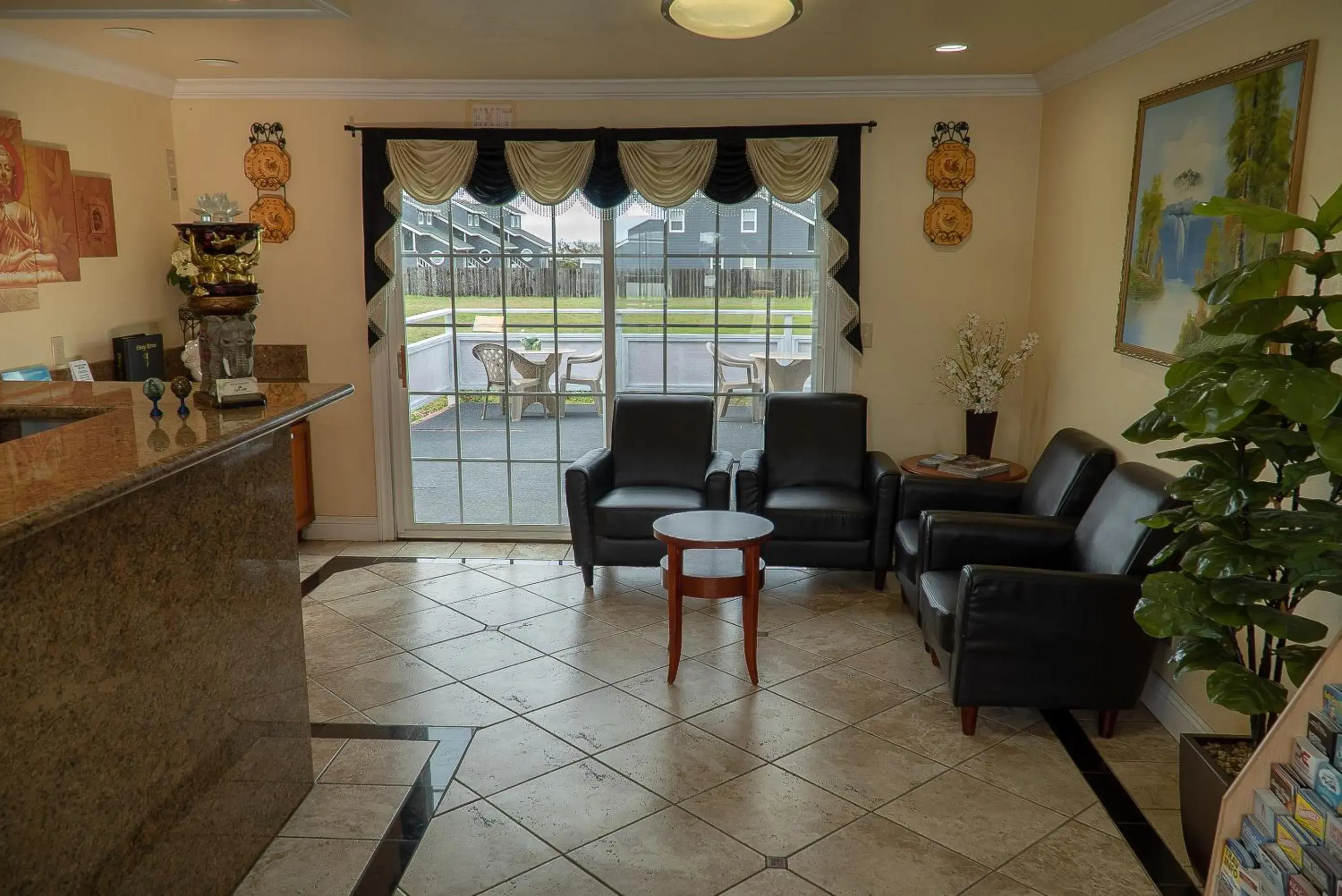 Lobby or reception in Sea Breeze Inn - San Simeon Lobby or reception in Sea Breeze Inn - San Simeon