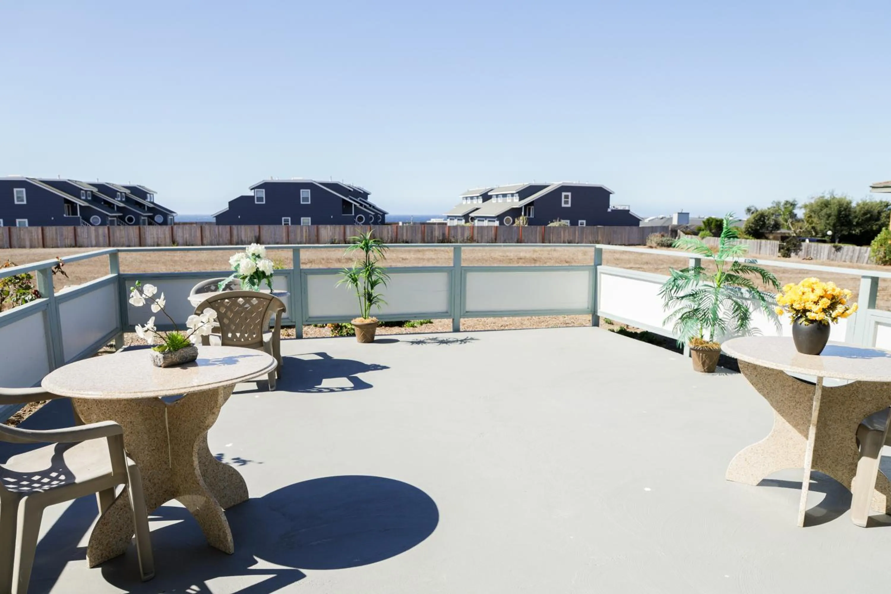 Sea Breeze Inn - San Simeon