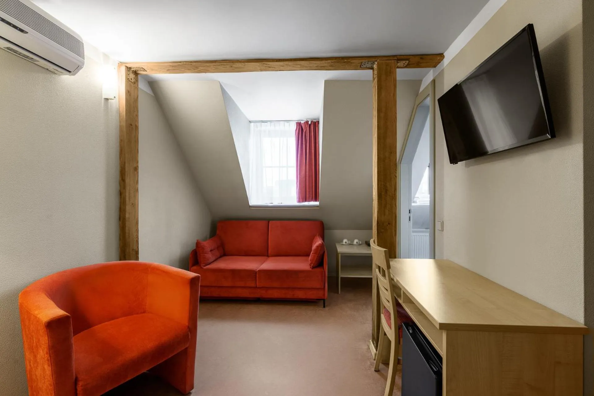 TV and multimedia in Rija Domus Hotel