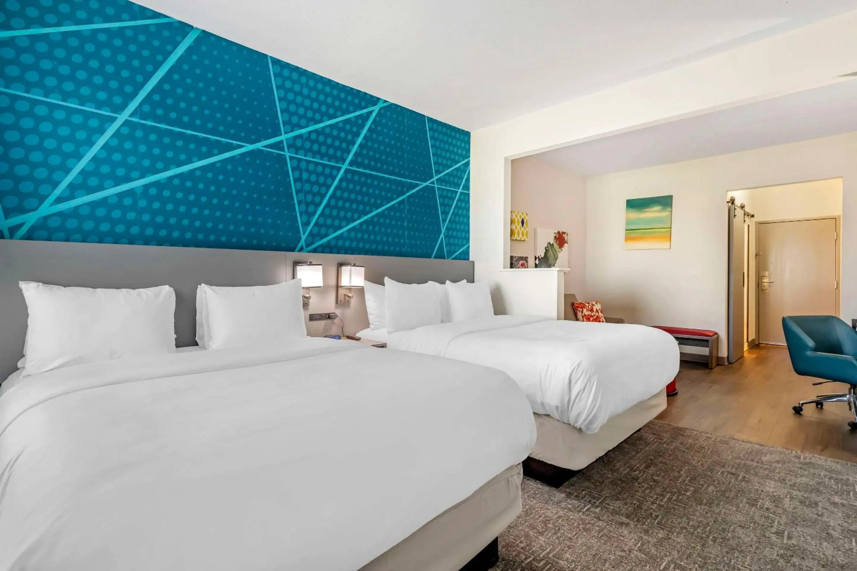 Bedroom, Bed in Comfort Suites Bedroom, Bed in Comfort Suites