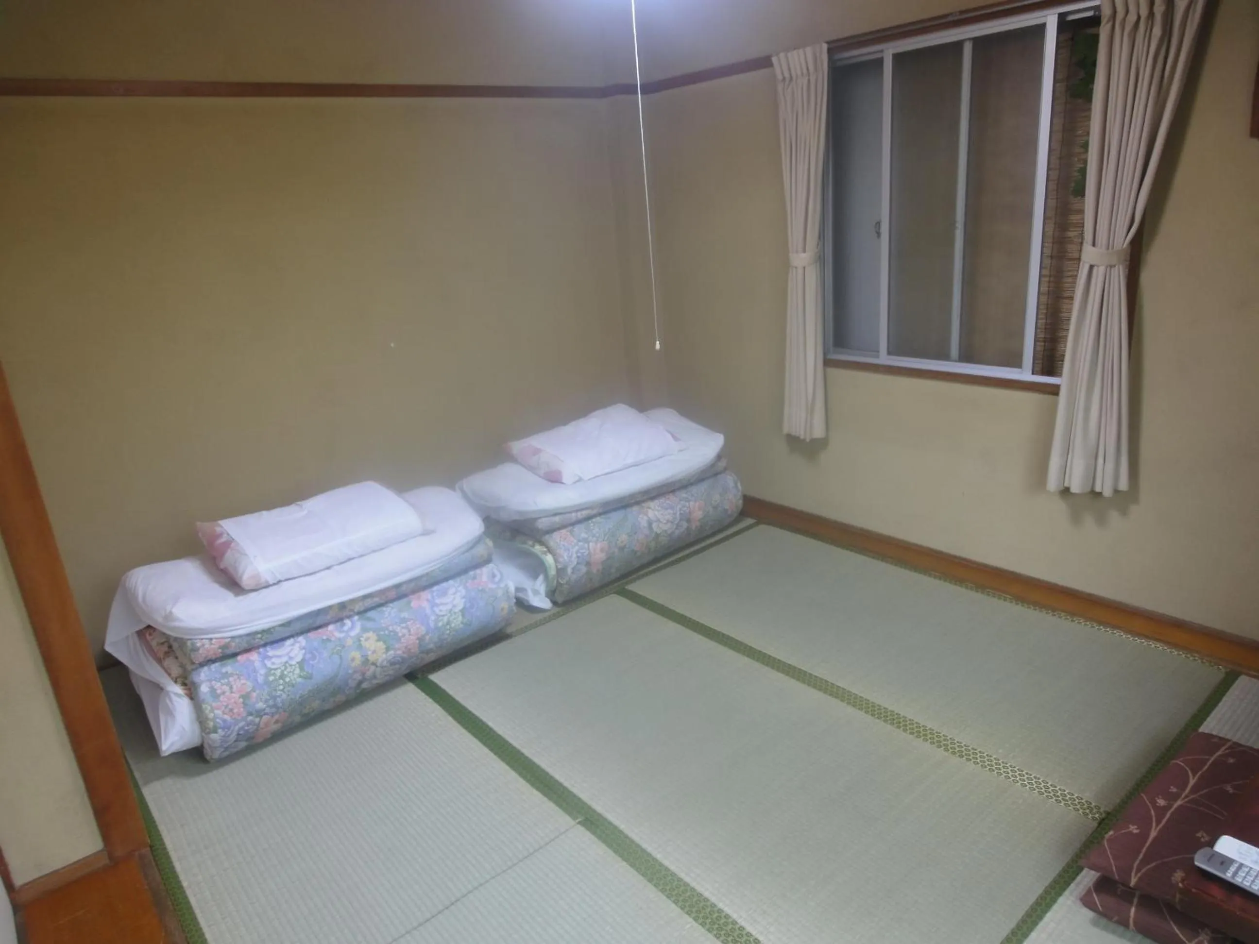 Photo of the whole room, Bed in Kasuga Ryokan