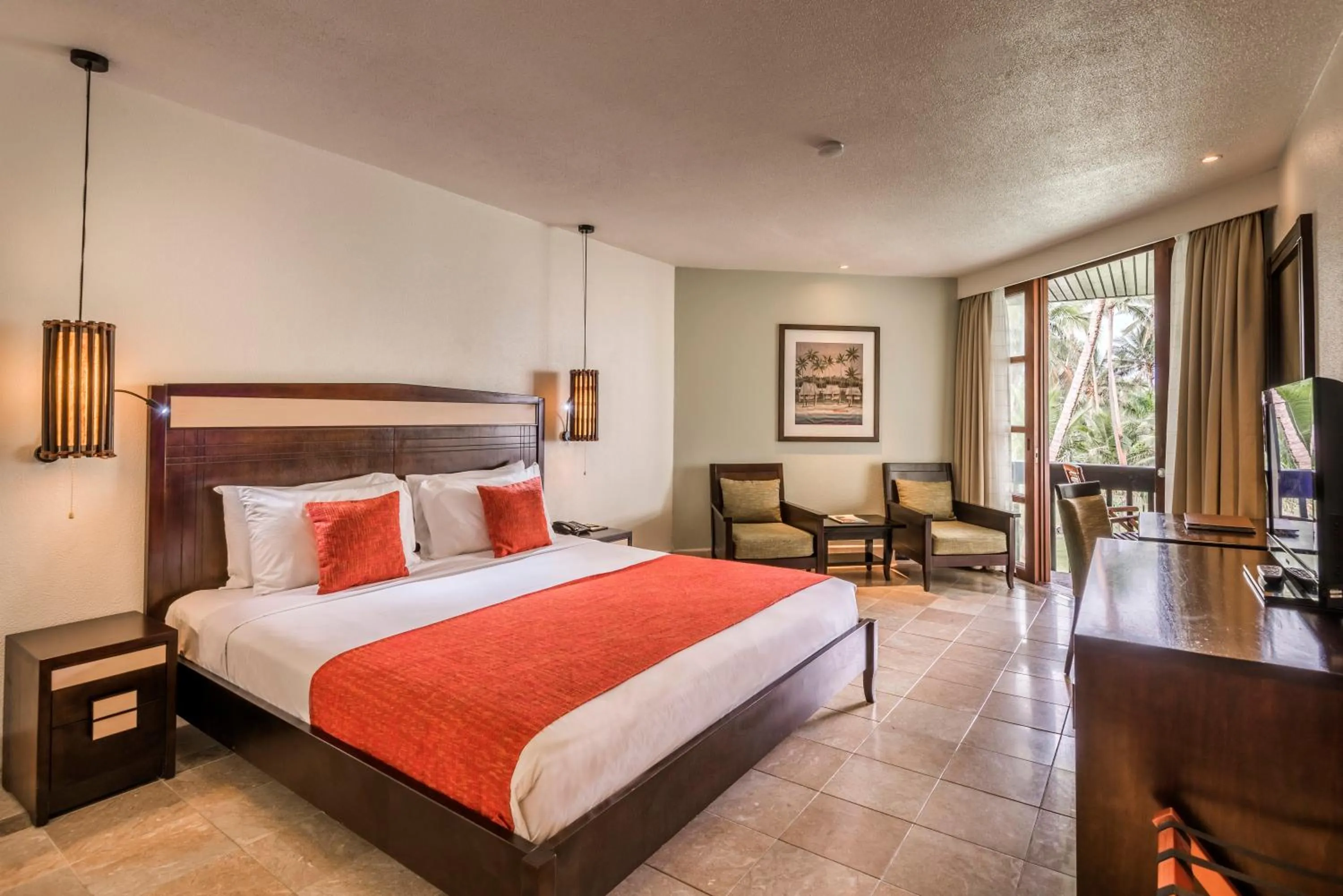 Photo of the whole room, Bed in The Warwick Fiji