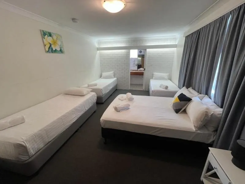 Photo of the whole room, Bed in Hunter Valley Motel