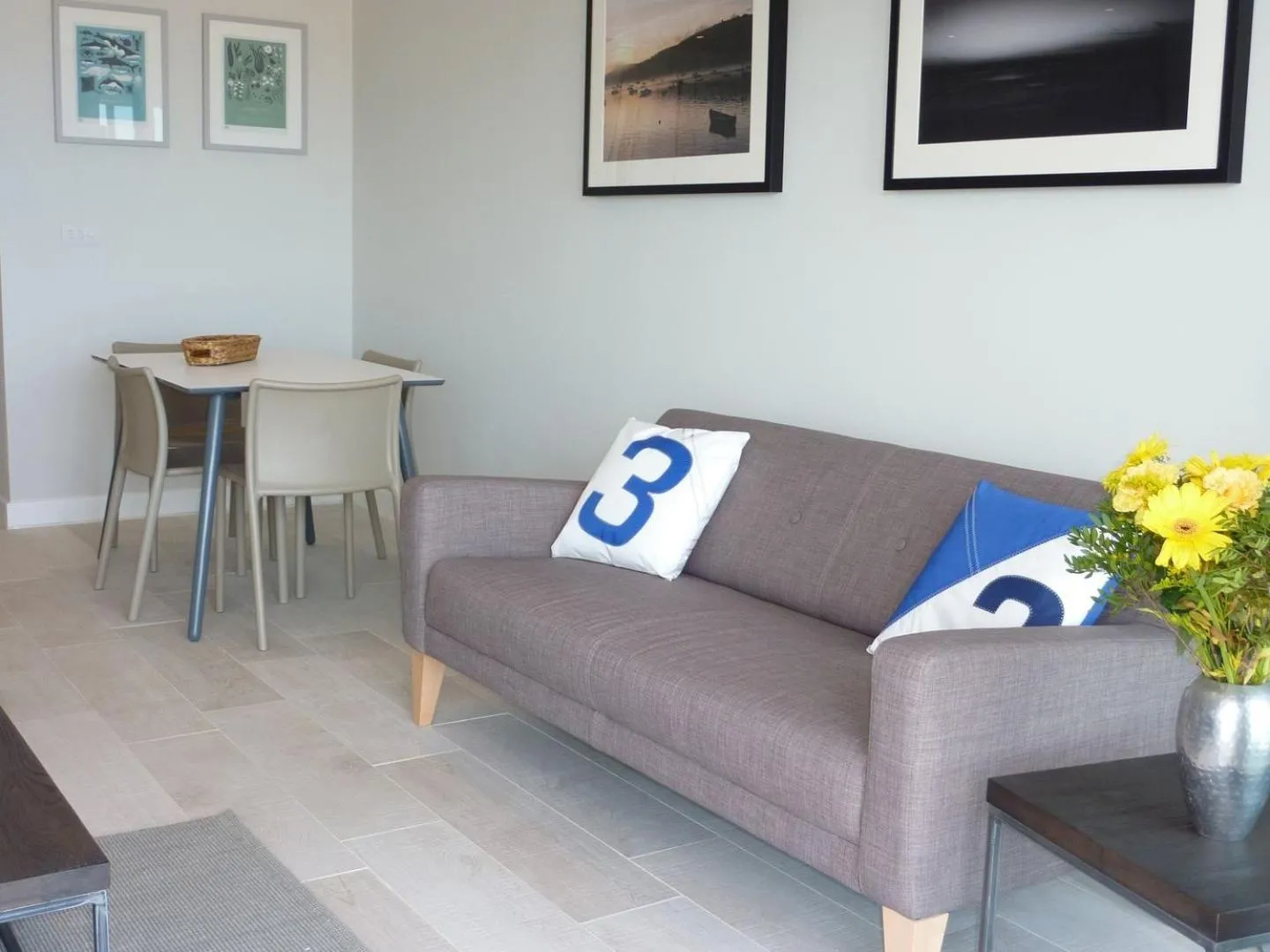 Flat 8 Seascape