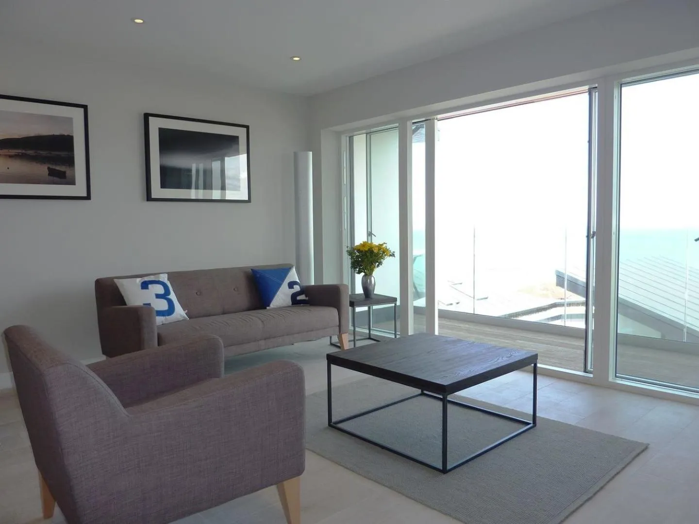 Flat 8 Seascape
