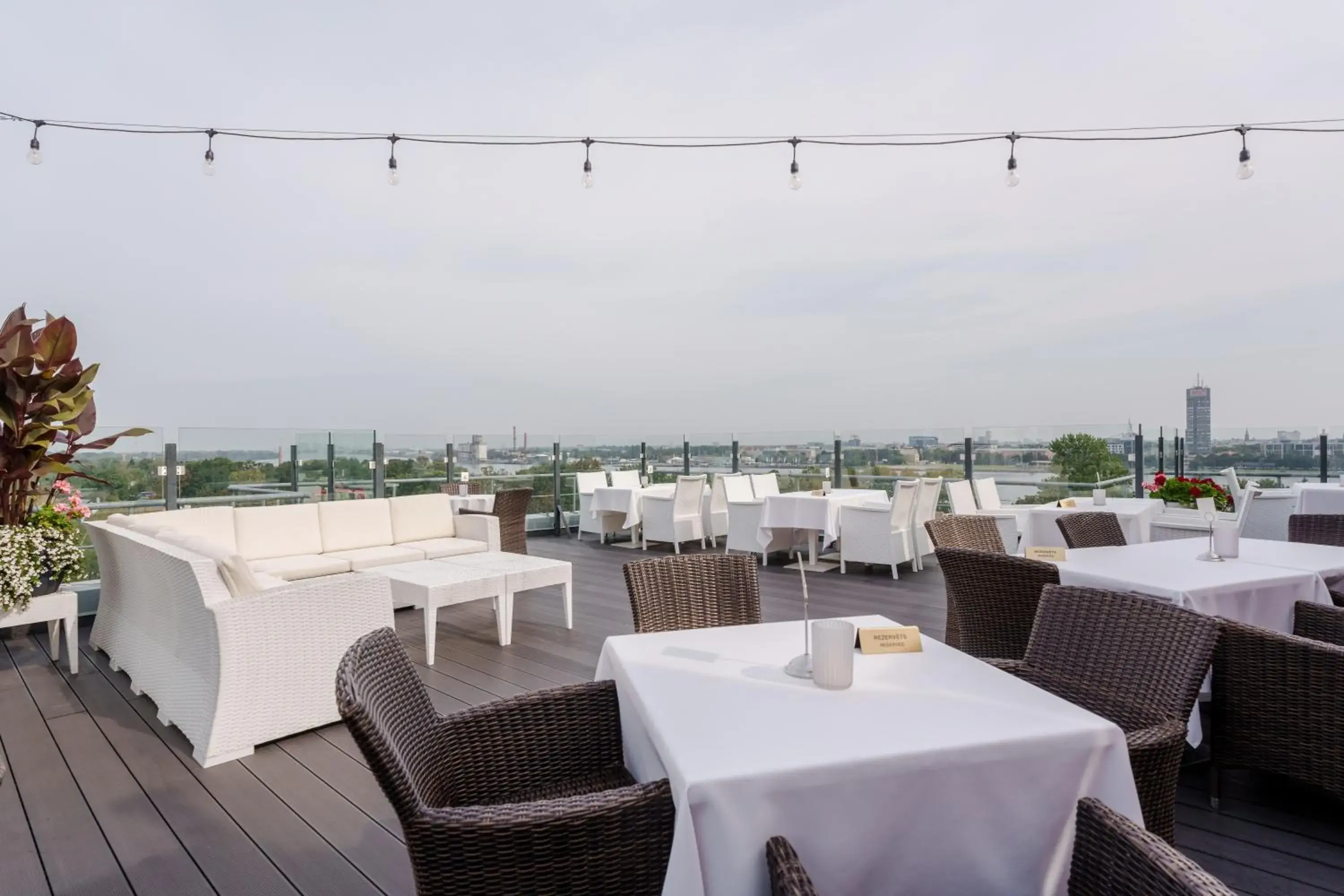 Restaurant/places to eat in Riga Islande Hotel with FREE Parking Restaurant/places to eat in Riga Islande Hotel with FREE Parking