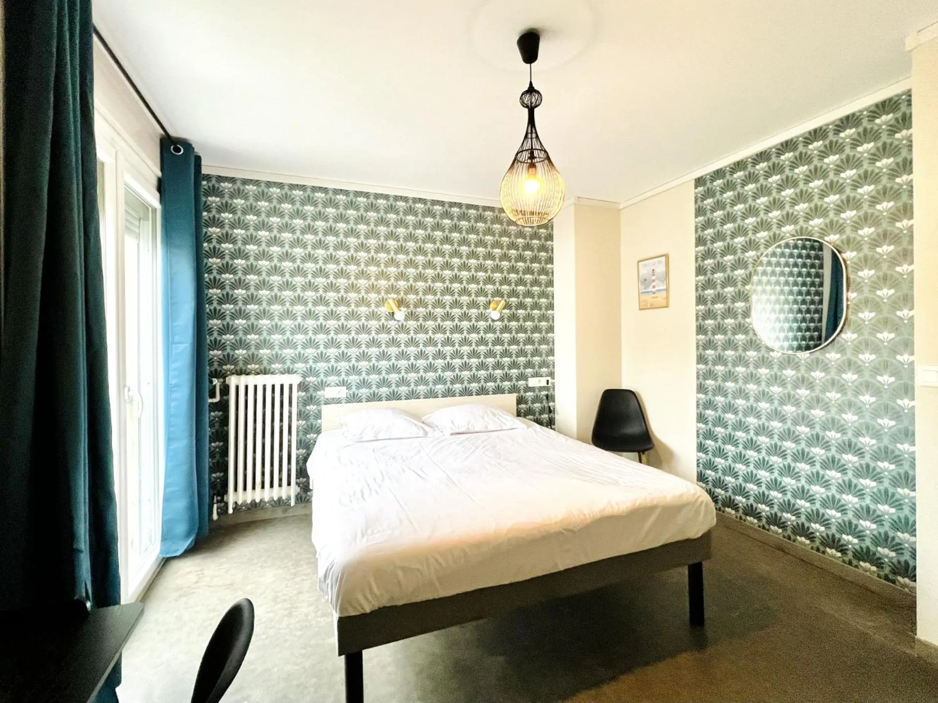 Photo of the whole room, Bed in Hôtel Le Littoral - Berck sur Mer