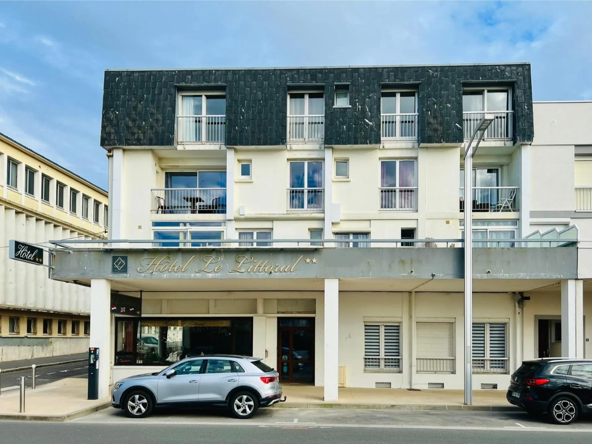 Property building in Hôtel Le Littoral - Berck sur Mer