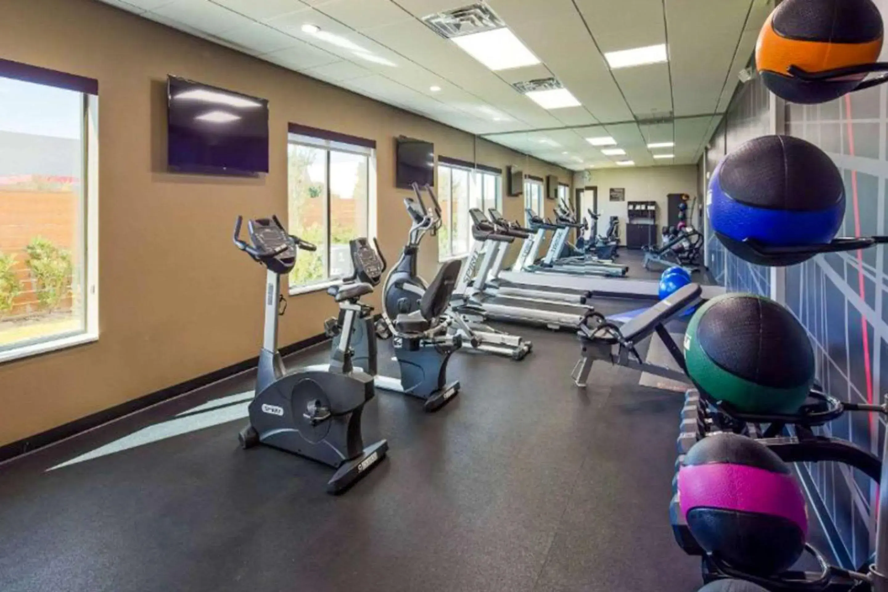 Fitness centre/facilities in Comfort Inn & Suites Houston I-45 North - IAH Fitness centre/facilities in Comfort Inn & Suites Houston I-45 North - IAH