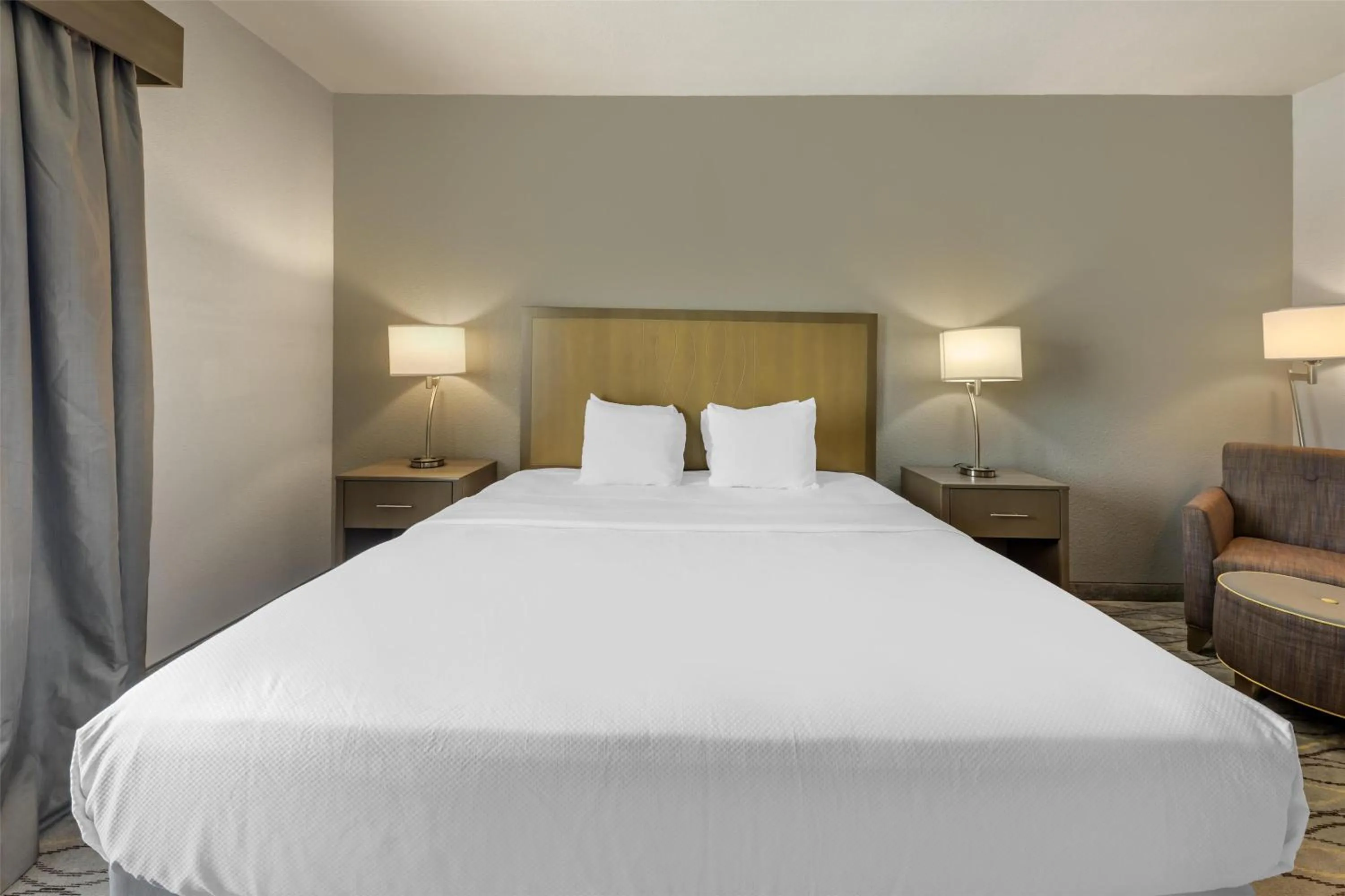 Bedroom, Bed in Best Western Plus Pauls Valley