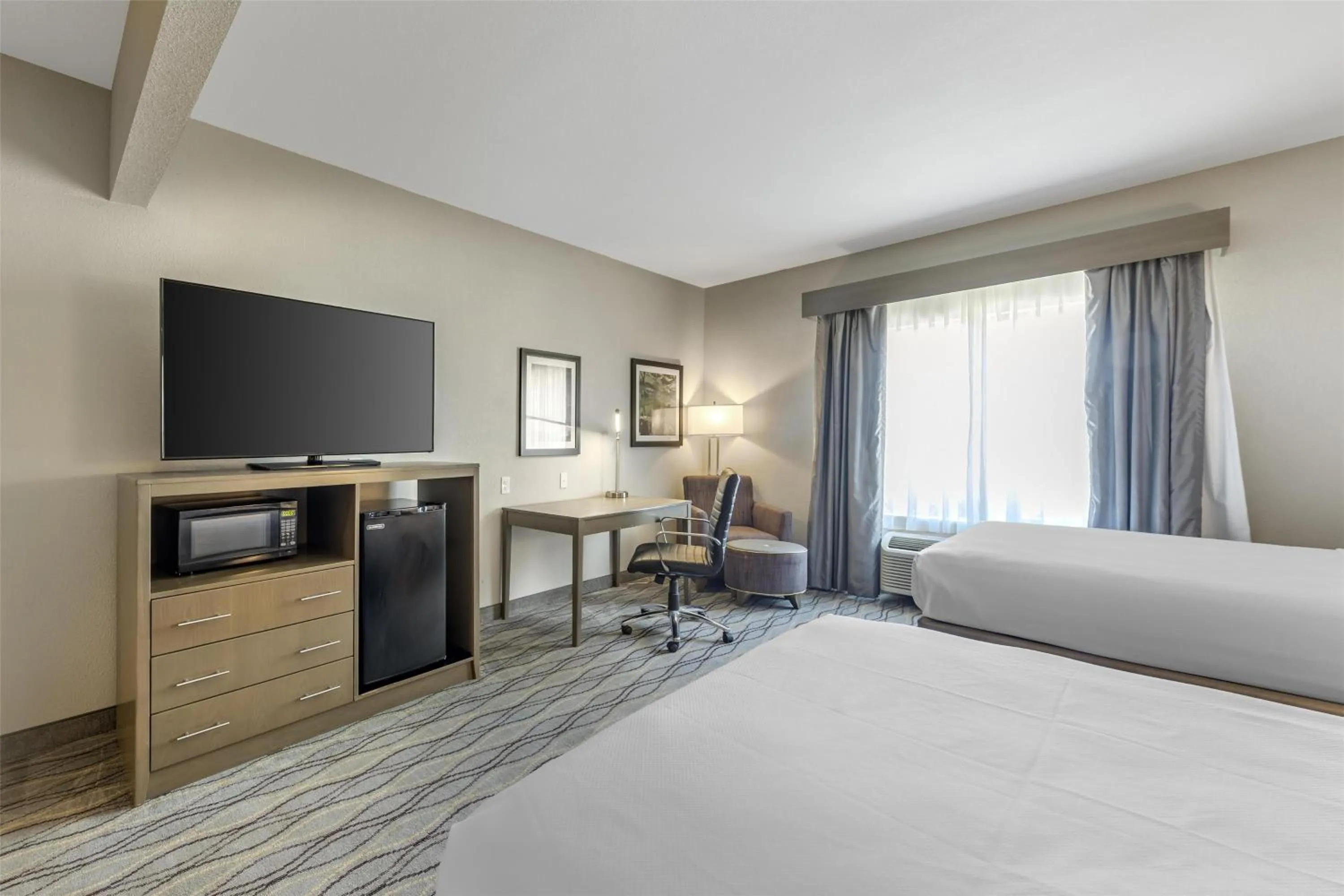 Bedroom, Bed in Best Western Plus Pauls Valley