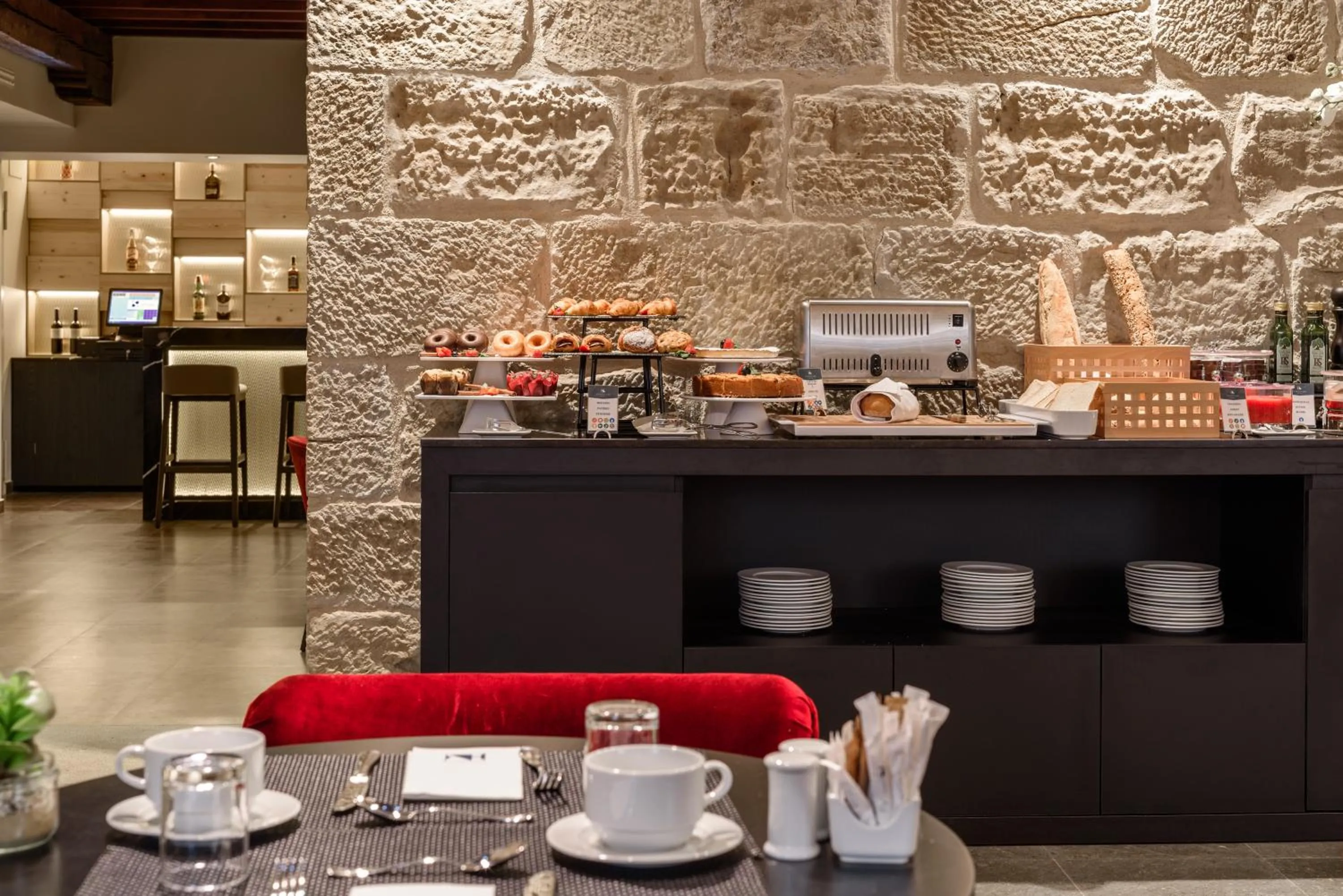 Lounge or bar in Eurostars Fuerte Ruavieja