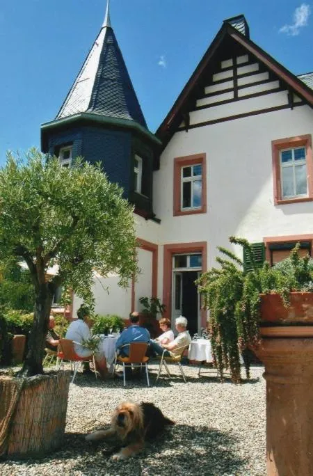 Property building in Wohnen im Burghotel