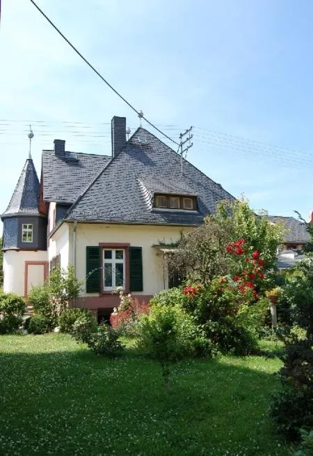 Property building in Wohnen im Burghotel