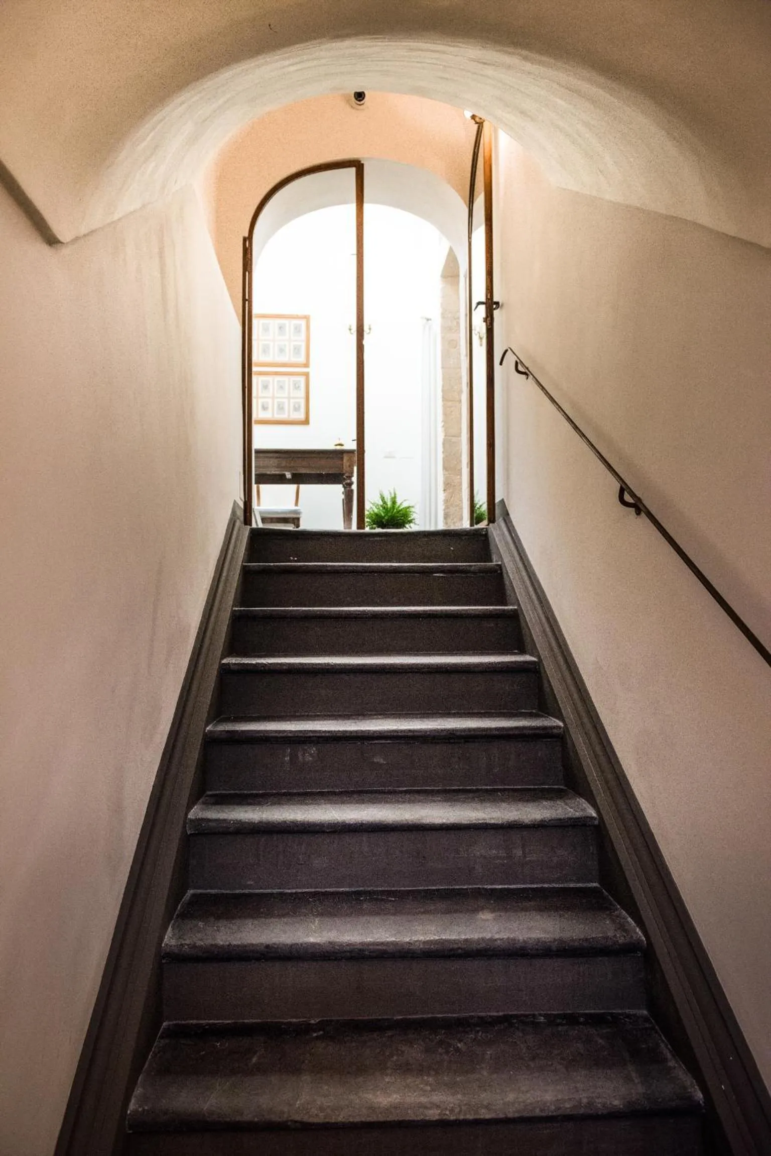 Facade/entrance in San Carlo Suites