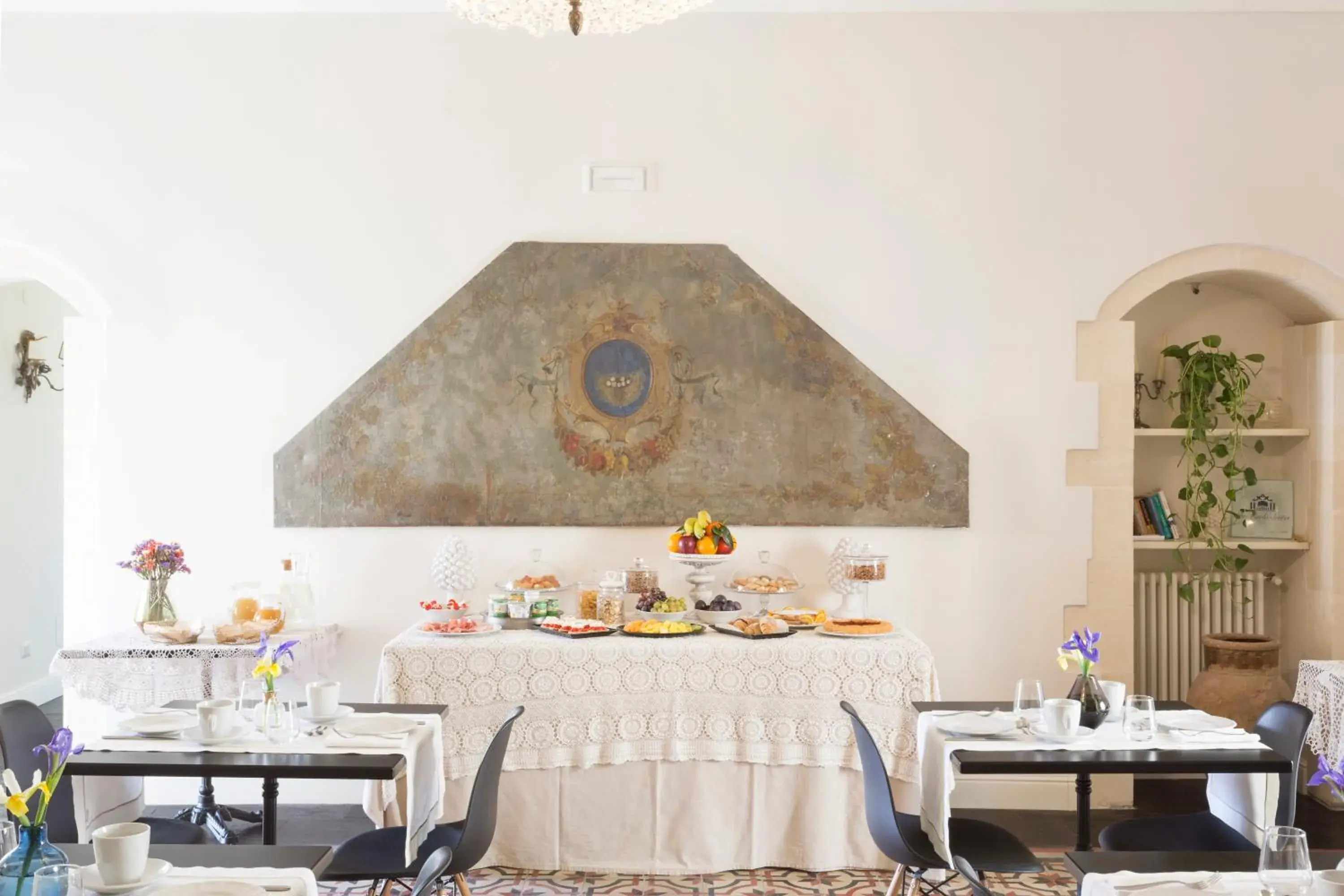 Breakfast in San Carlo Suites Breakfast in San Carlo Suites